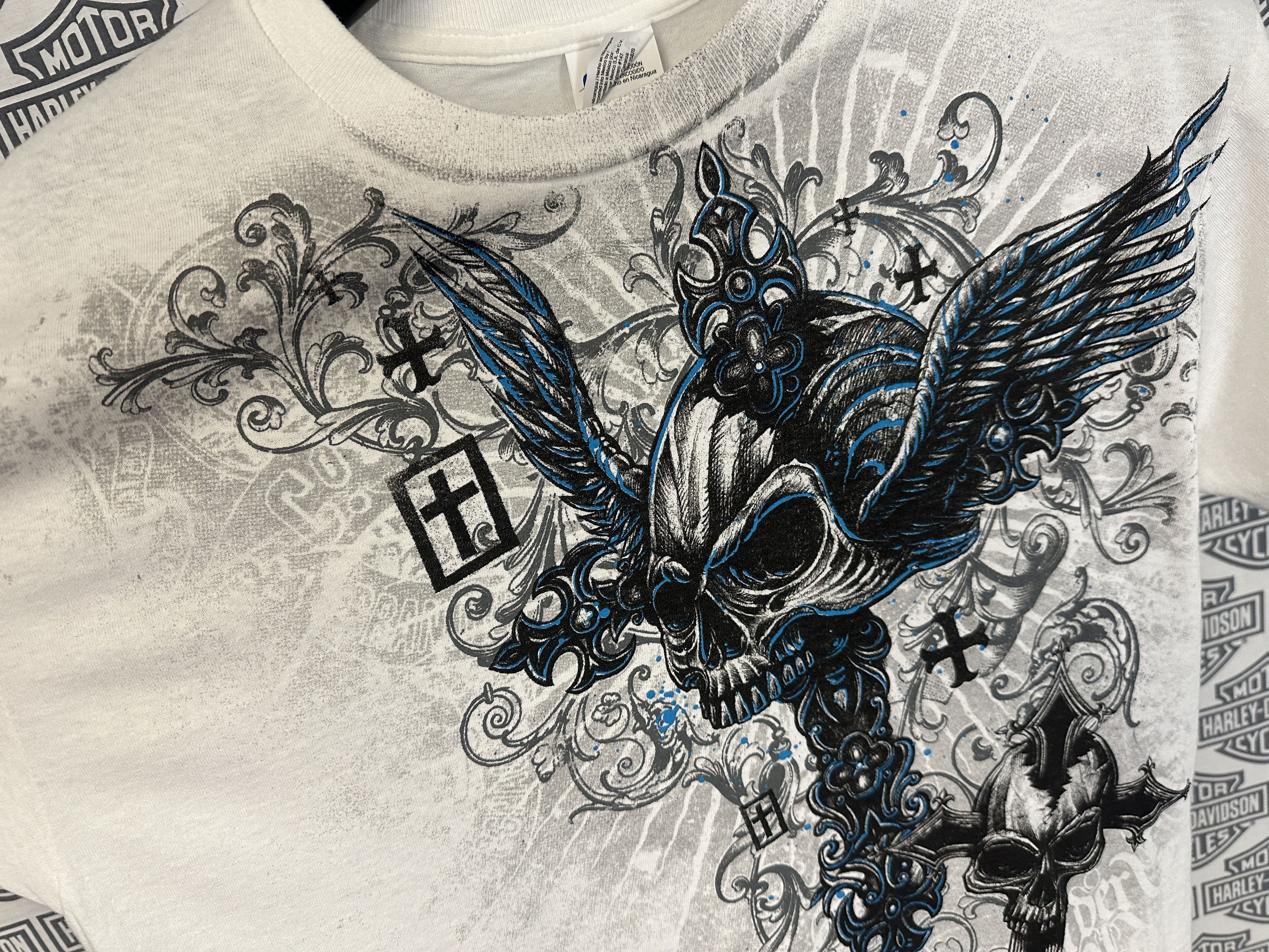 Affliction × Gildan × Vintage Y2K Cyber Goth Skull Cross Wings T-Shirt Sz Medium Size US M / EU 48-50 / 2 - 3 Thumbnail