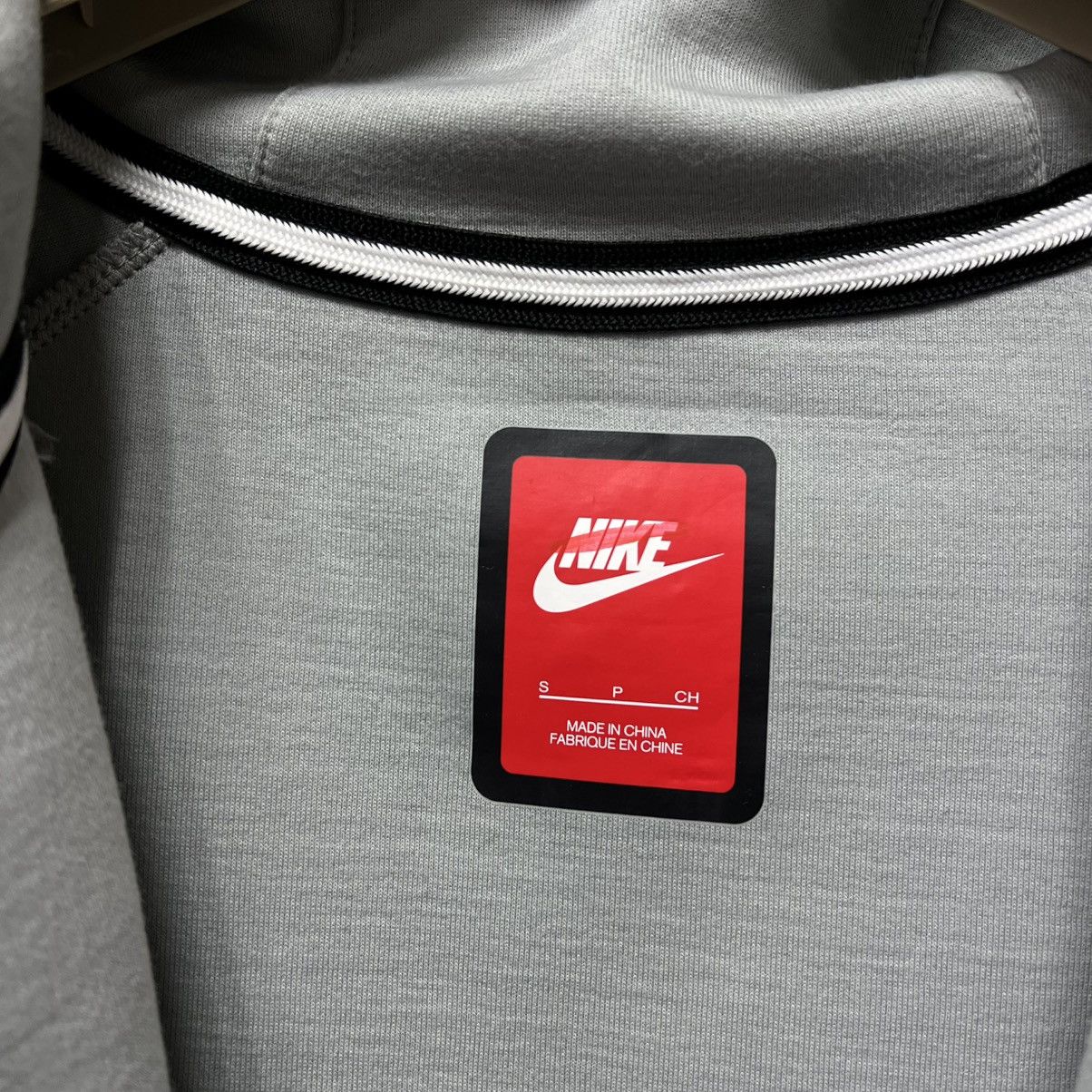 Nike Nike Tech Fleece Hoodie Size US S / EU 44-46 / 1 - 8 Thumbnail