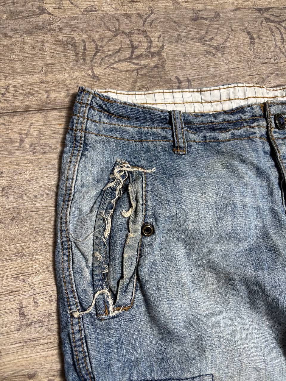 Japanese Brand VTG Balenci! IfSixWasNine type! CARGO Distressed Fade Shorts Size US 34 / EU 50 - 7 Thumbnail