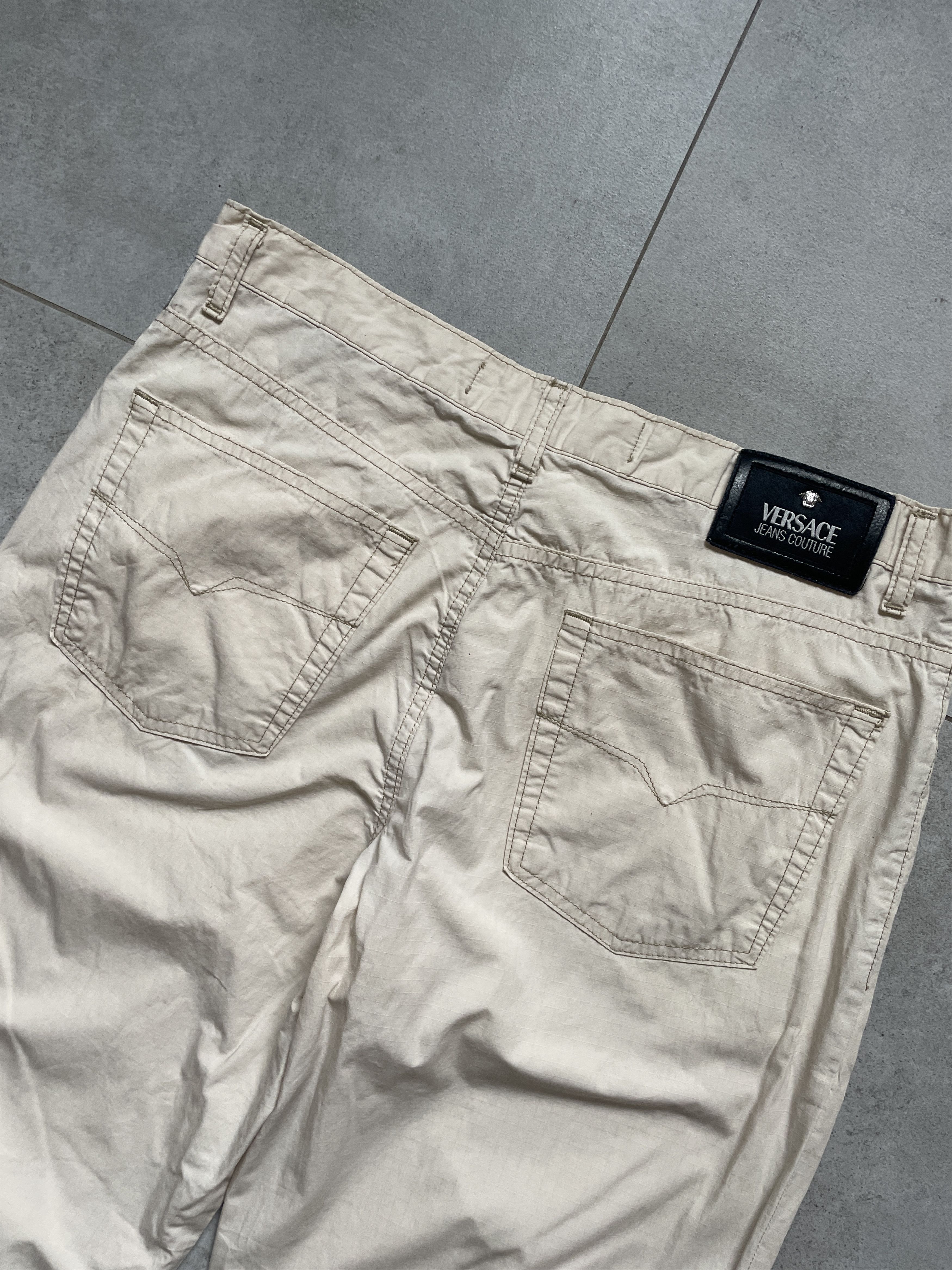 Versace Jeans Couture VERSACE JEANS COUTURE WIDE BEIGE CASUAL PANTS Size US 36 / EU 52 - 1 Thumbnail