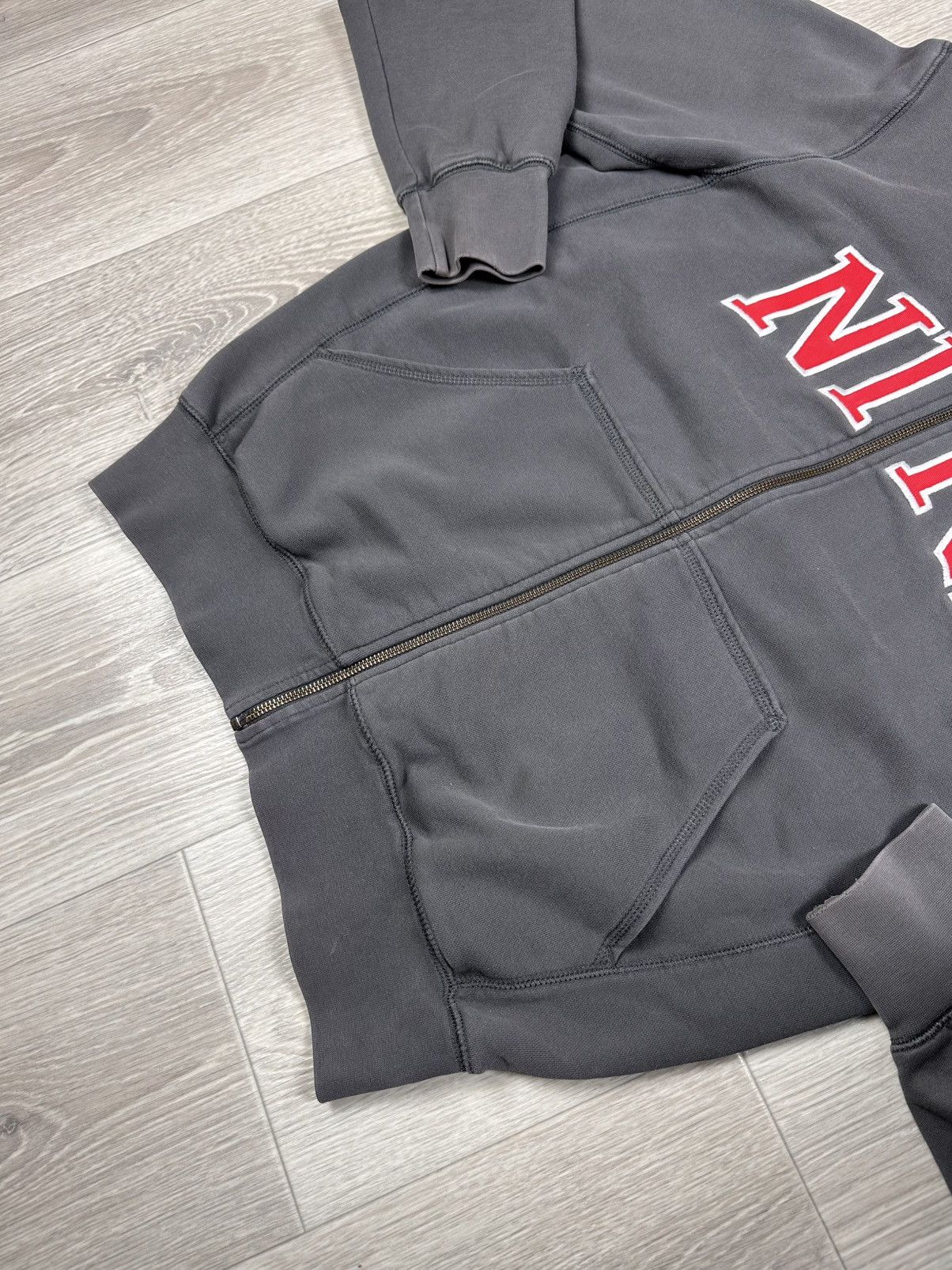 Nike Vintage Nike Y2K Zip Hoodie Big Logo Size US M / EU 48-50 / 2 - 6 Thumbnail