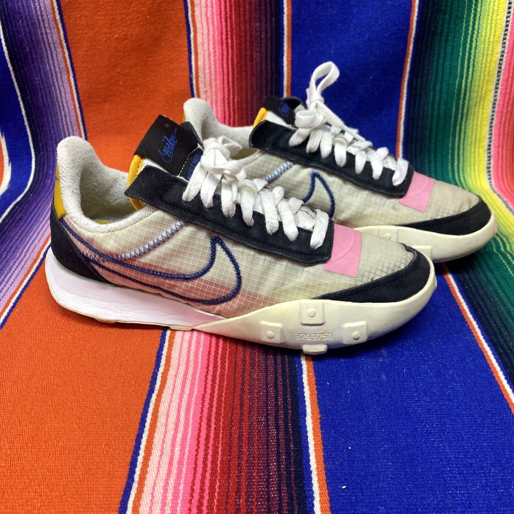 Nike Nike Waffle Racer 2X Shoes Womens Size 9 Sneakers Cream Pink DH1073-100 Low Top Size M / US 6-8 / IT 42-44 - 2 Thumbnail