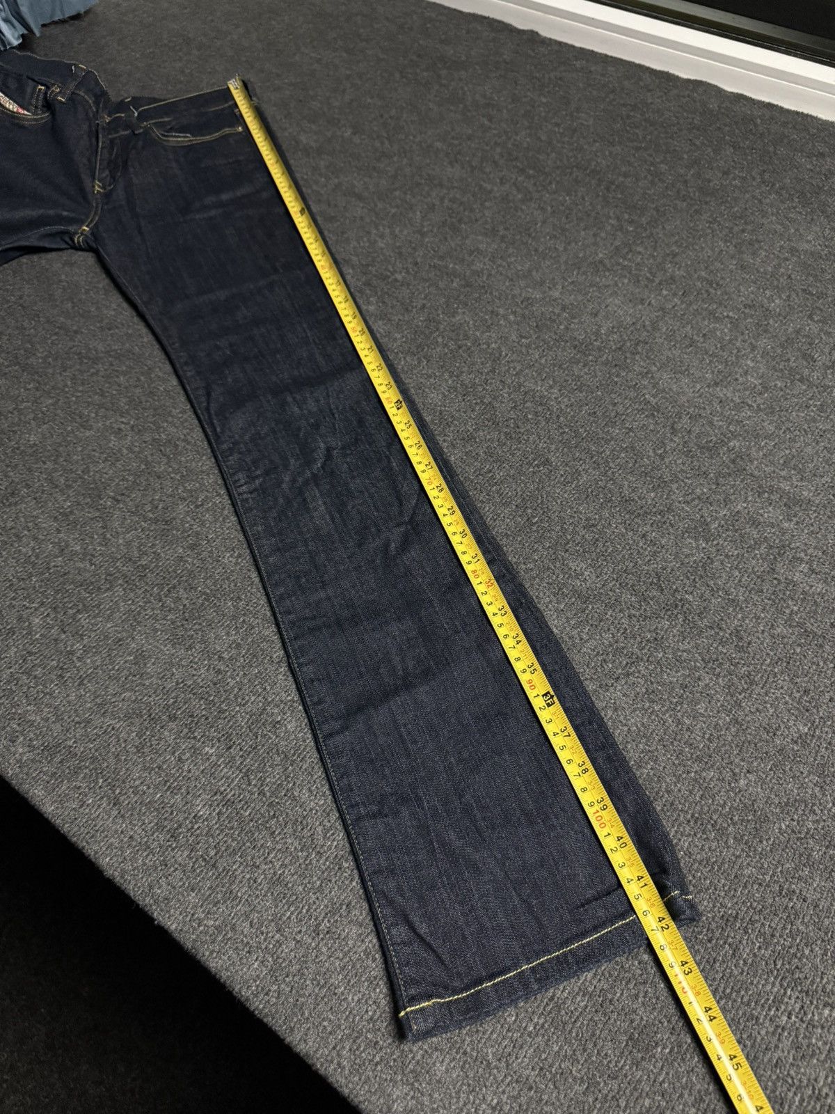 Diesel Luxury 00s Diesel Bootzee ST Slim Bootcut Flare Retro Jeans Size 27" / US 4 / IT 40 - 19 Thumbnail
