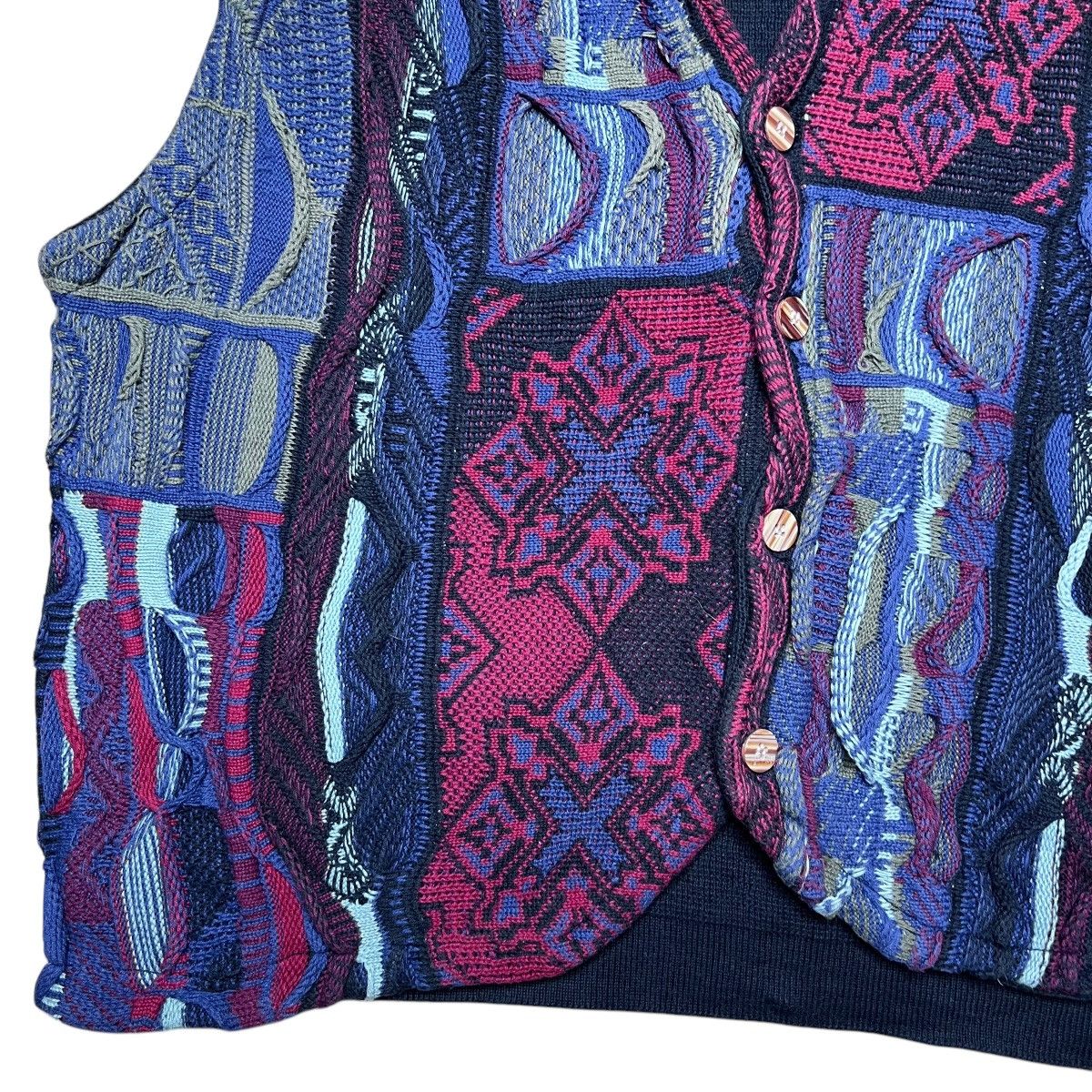 1990s Croft & Barrow 3D Blue Multicolor Coogi Type Knit Vest 