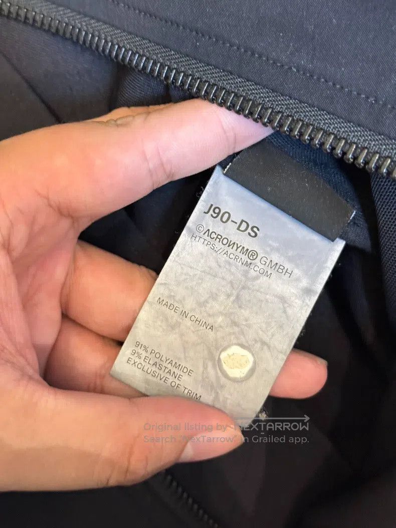 Acronym Acronym Black jackets Size US L / EU 52-54 / 3 - 4 Thumbnail