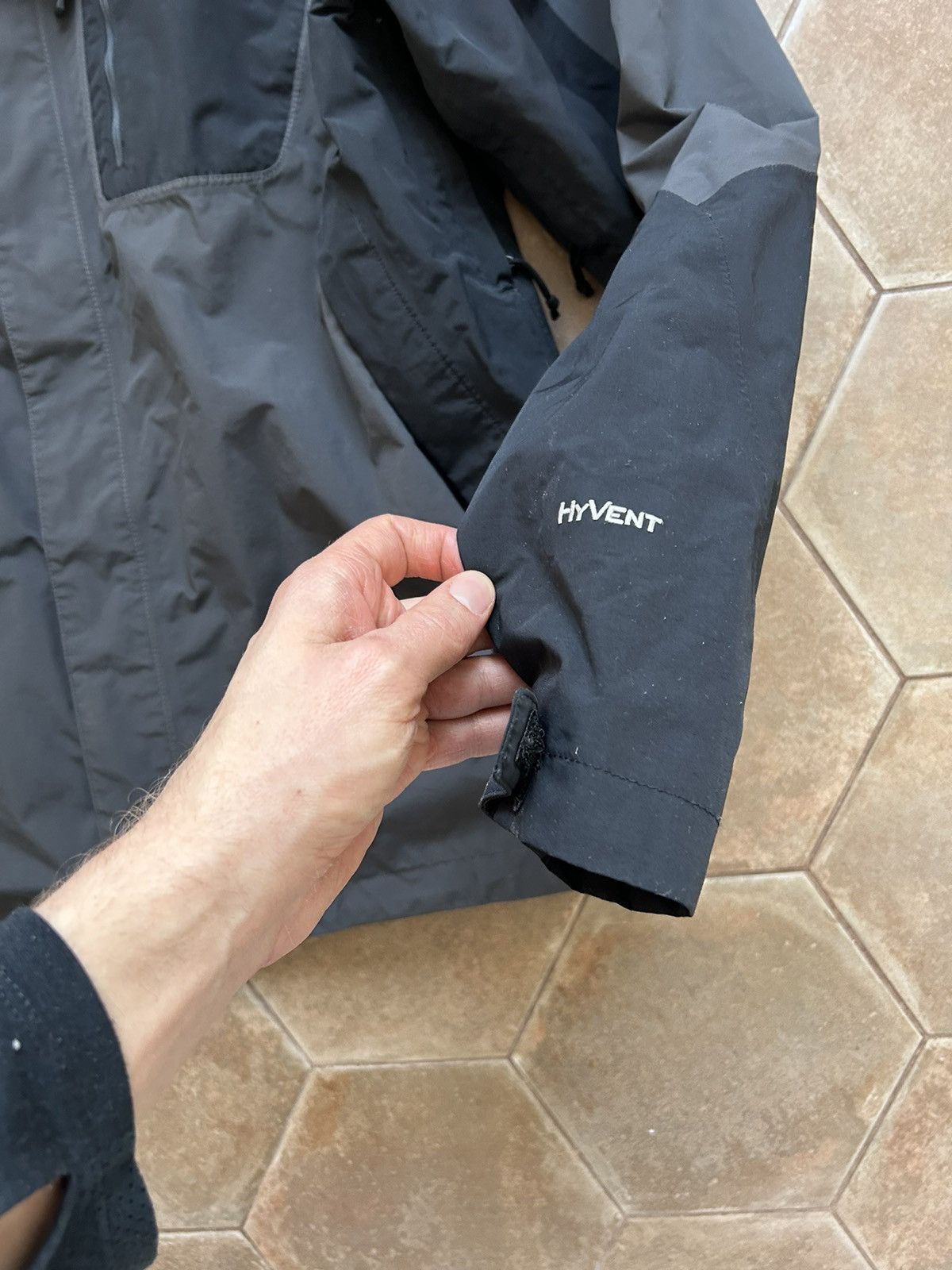 The North Face VINTAGE THE NORTH FACE HYVENT JACKET Size US L / EU 52-54 / 3 - 4 Thumbnail