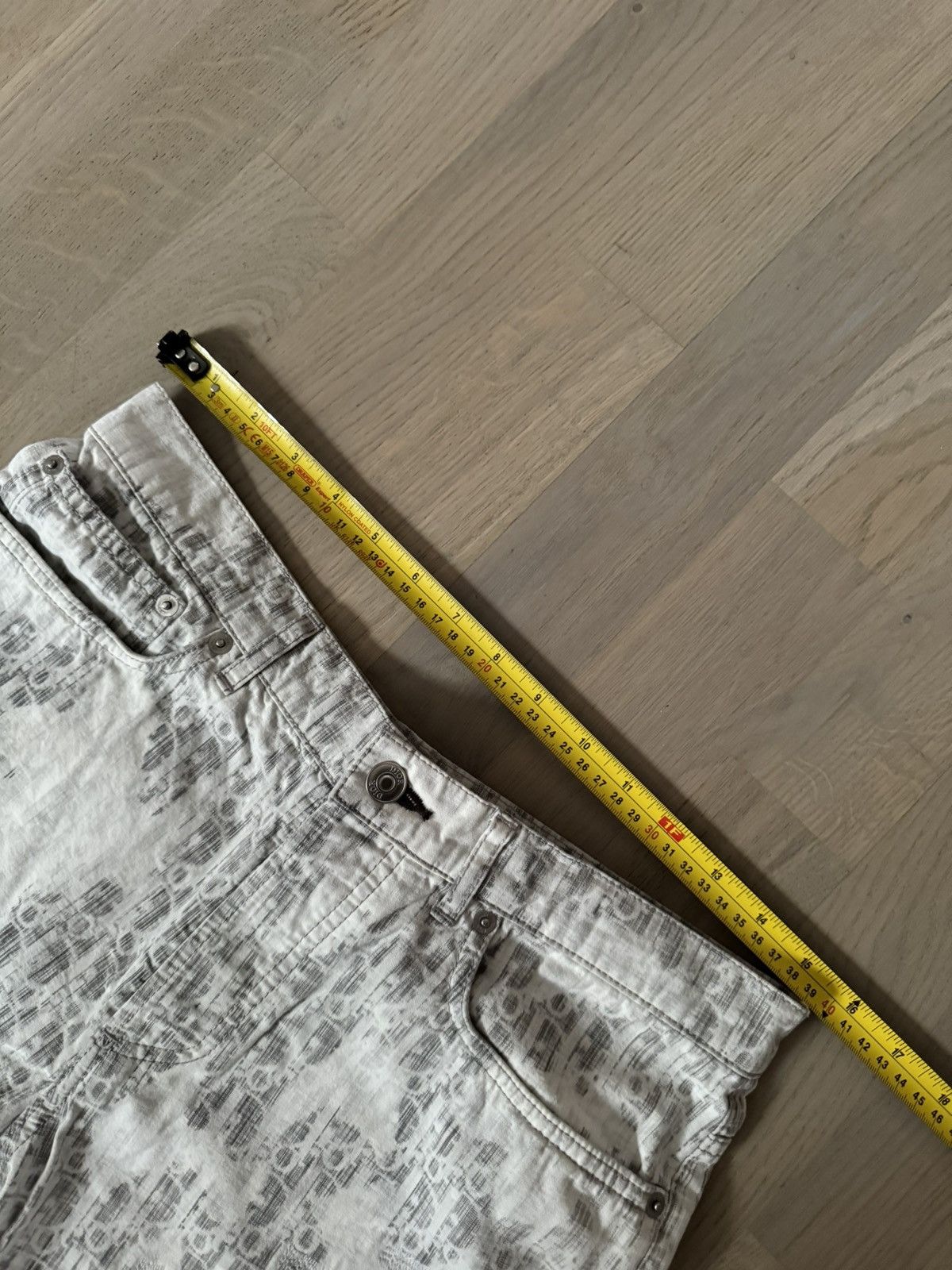 Dior DIOR jeans See PHOTOS FOR REAL TAPE MEASUREMENTS Size US 30 / EU 46 - 4 Thumbnail