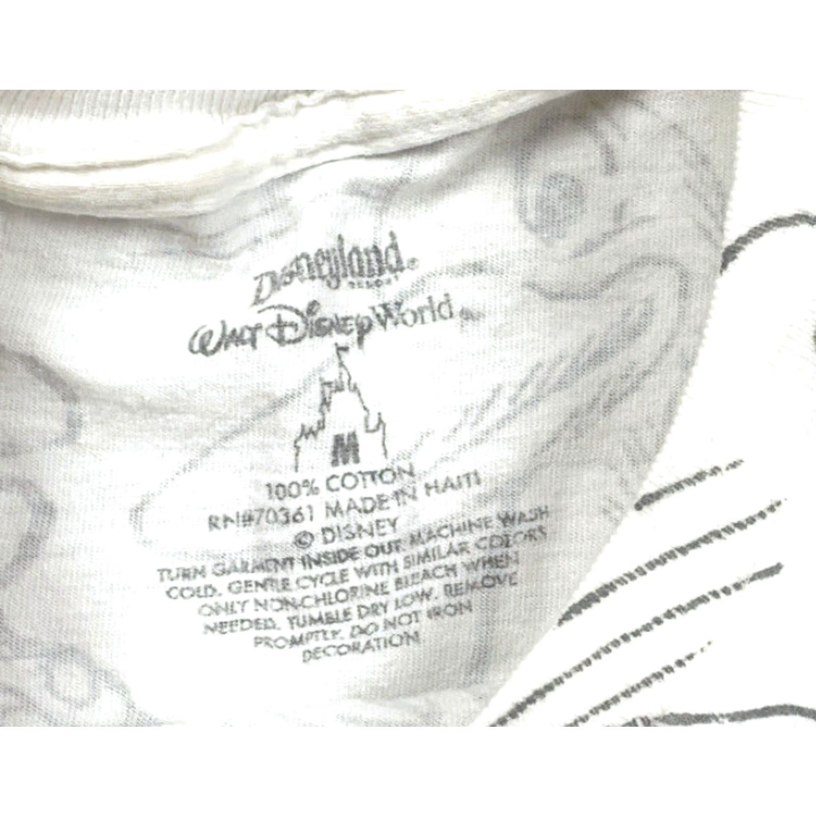 Disney VINTAGE Disney Men’s Mickey Mouse All-Over Sketch Graphic T-Shirt Adult Medium White Cartoon 90s Size US M / EU 48-50 / 2 - 4 Thumbnail