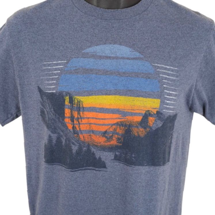 Vintage Nature Sunset T Shirt Mens Size Small Blue Gray Outdoors Wilderness Urban Pipeline Shirt Mens Small Blue Gray Outdoors Wilderness Urban Pipeline Size US S / EU 44-46 / 1 - 2 Thumbnail