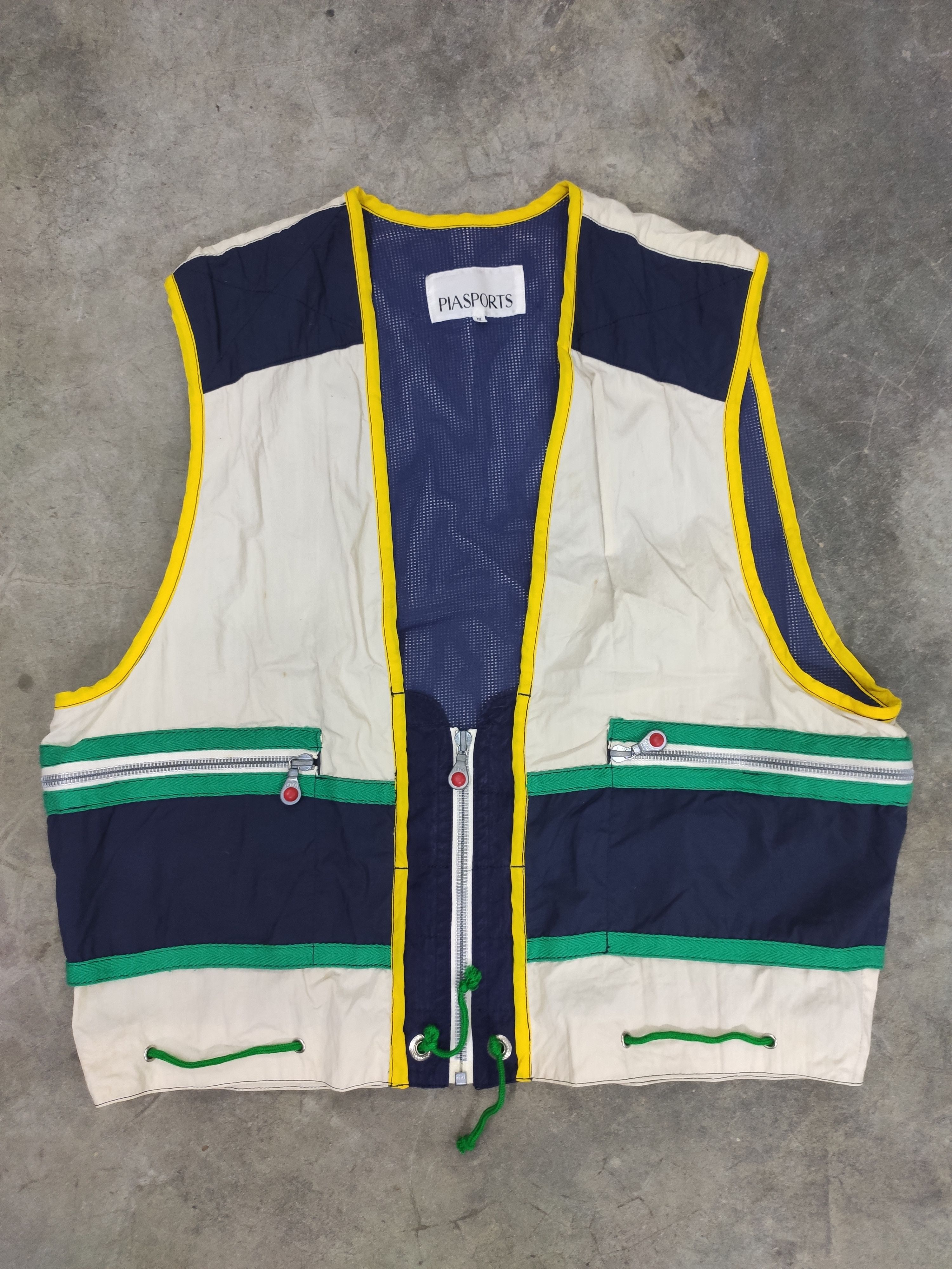 Sports Specialties 🔥 PIAA SPORTS vest racing riri zipper Size US L / EU 52-54 / 3 - 1 Thumbnail