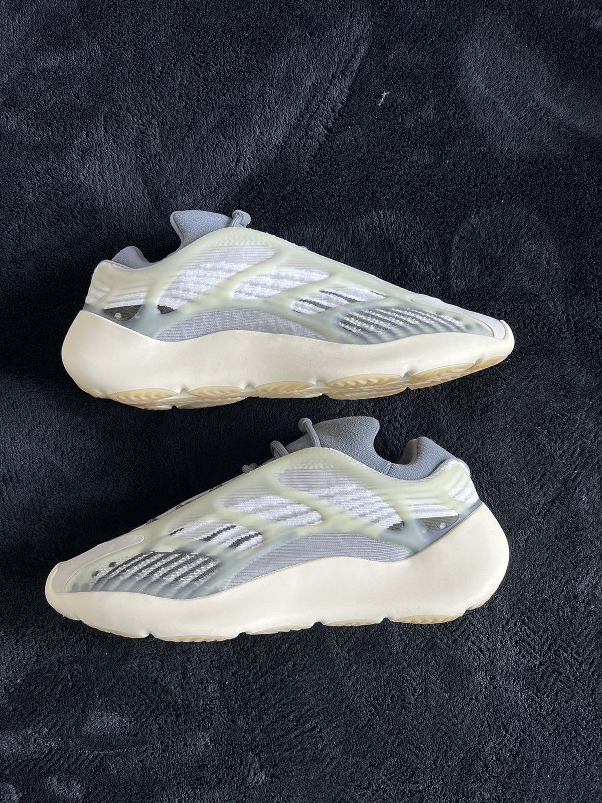 Adidas Yeezy 700 V3 Fade Salt Grailed