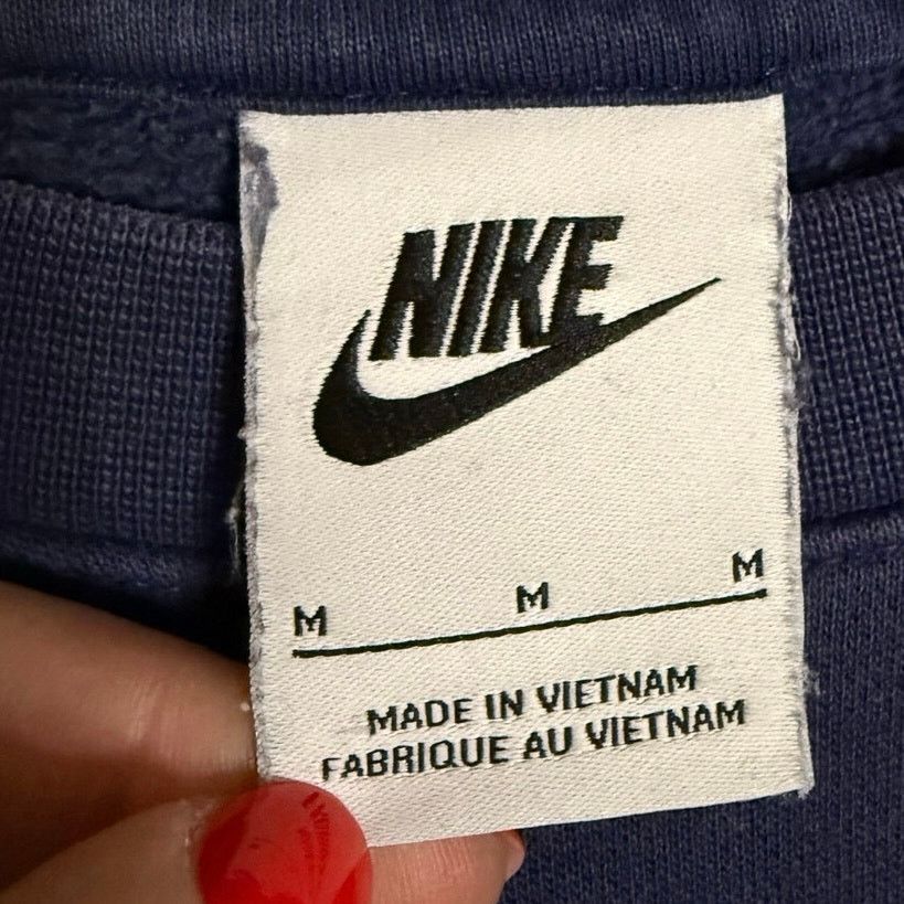 Nike Vintage Nike Crewneck Size US M / EU 48-50 / 2 - 3 Thumbnail