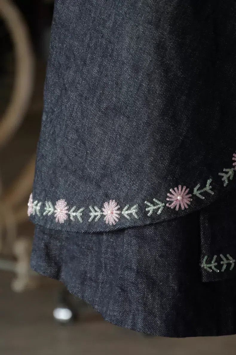 Comme des Garcons Comme Des Garcons size M Flower Beaded Denim Skirt Size 23" - 2 Thumbnail