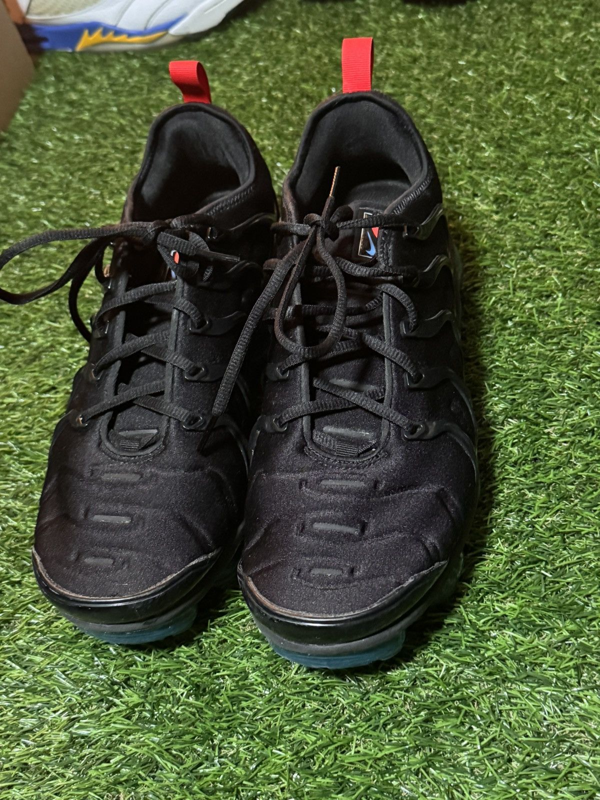 Nike Nike Vapormax Plus Black Red Blue Size US 11.5 / EU 44-45 - 7 Thumbnail