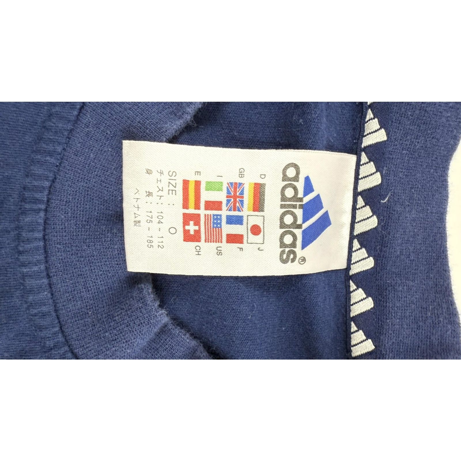 Adidas VINTAGE Adidas T-Shirt Men Large Athletic Logo Tee Navy Blue 90s Sports Casual Size US L / EU 52-54 / 3 - 4 Thumbnail