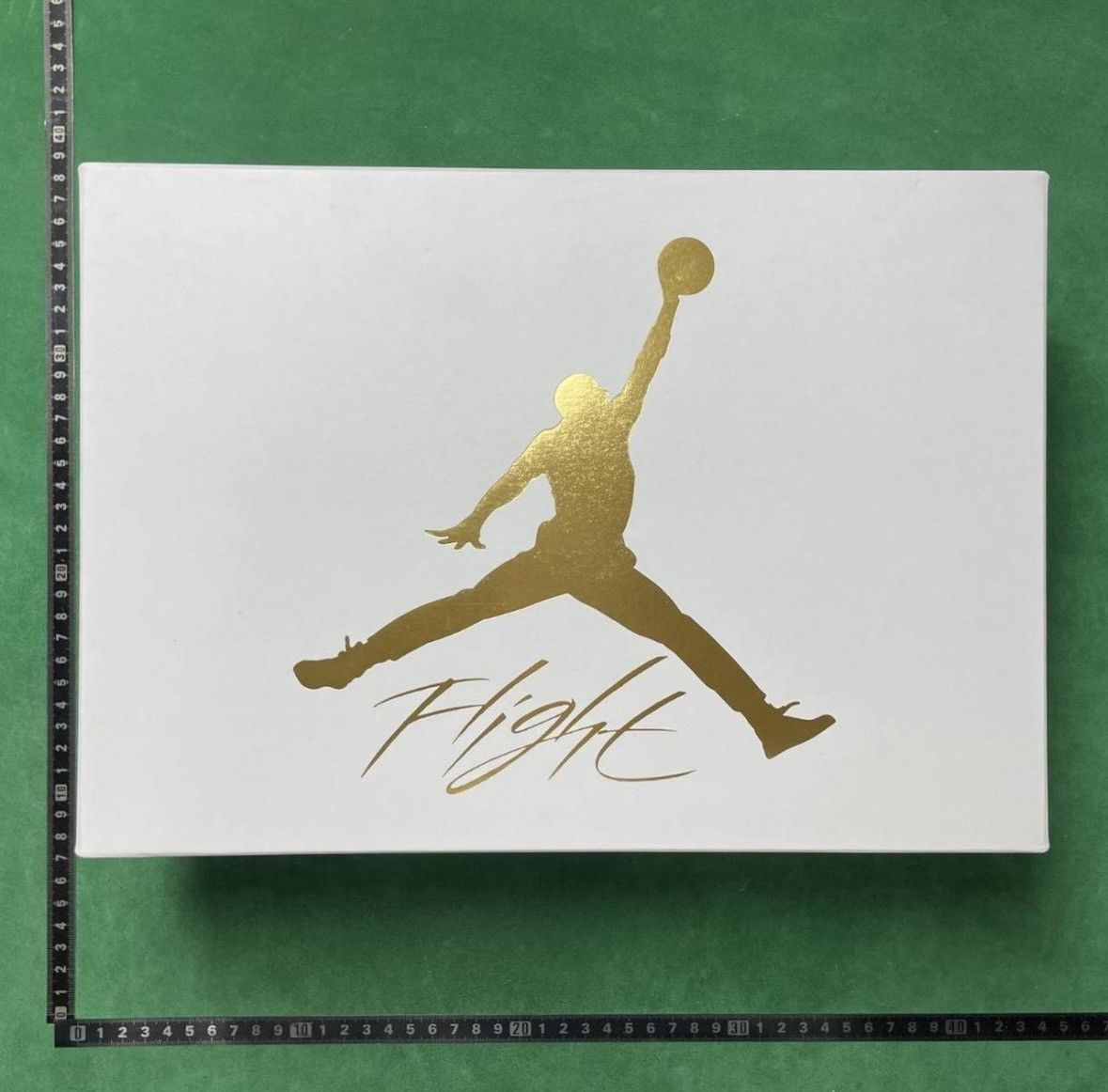 Jordan Brand Nike Air Jordan 4 Retro Metallic Gold Size US 11 / EU 44 - 4 Thumbnail