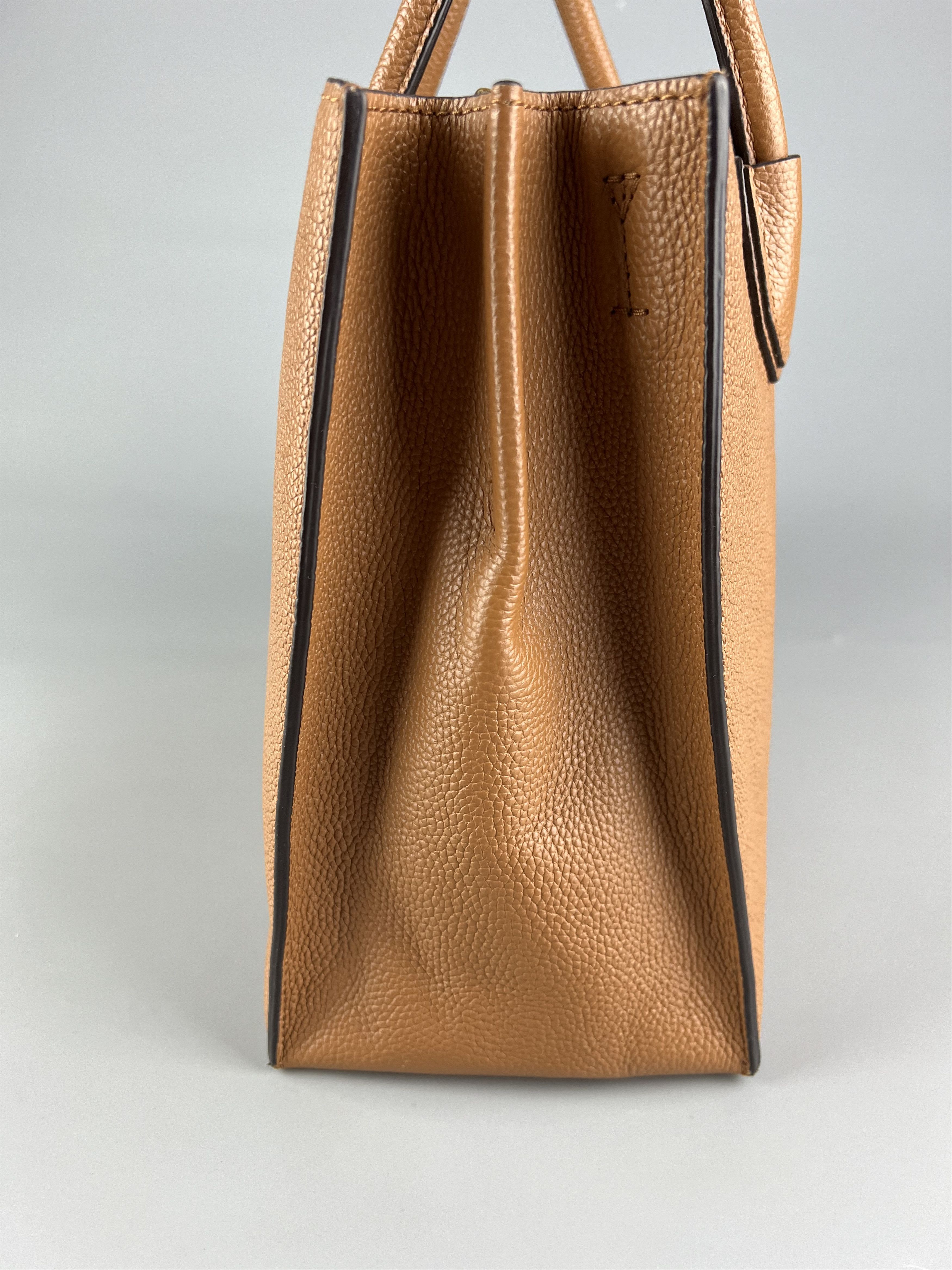 Michael Kors Michael Kors Brown Leather Shoulder Bag Handbag Size ONE SIZE - 4 Thumbnail