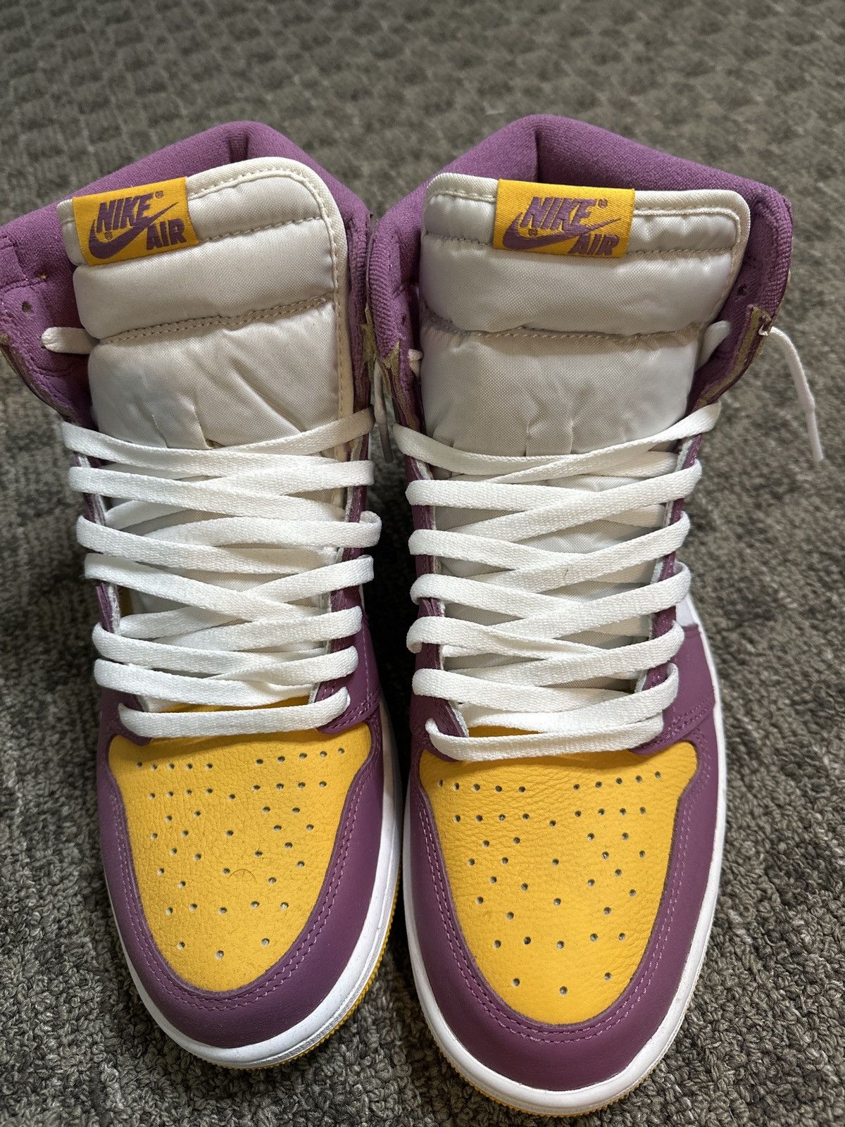 Jordan Brand Jordan 1 ‘Brotherhood’ Size US 12 / EU 45 - 3 Thumbnail