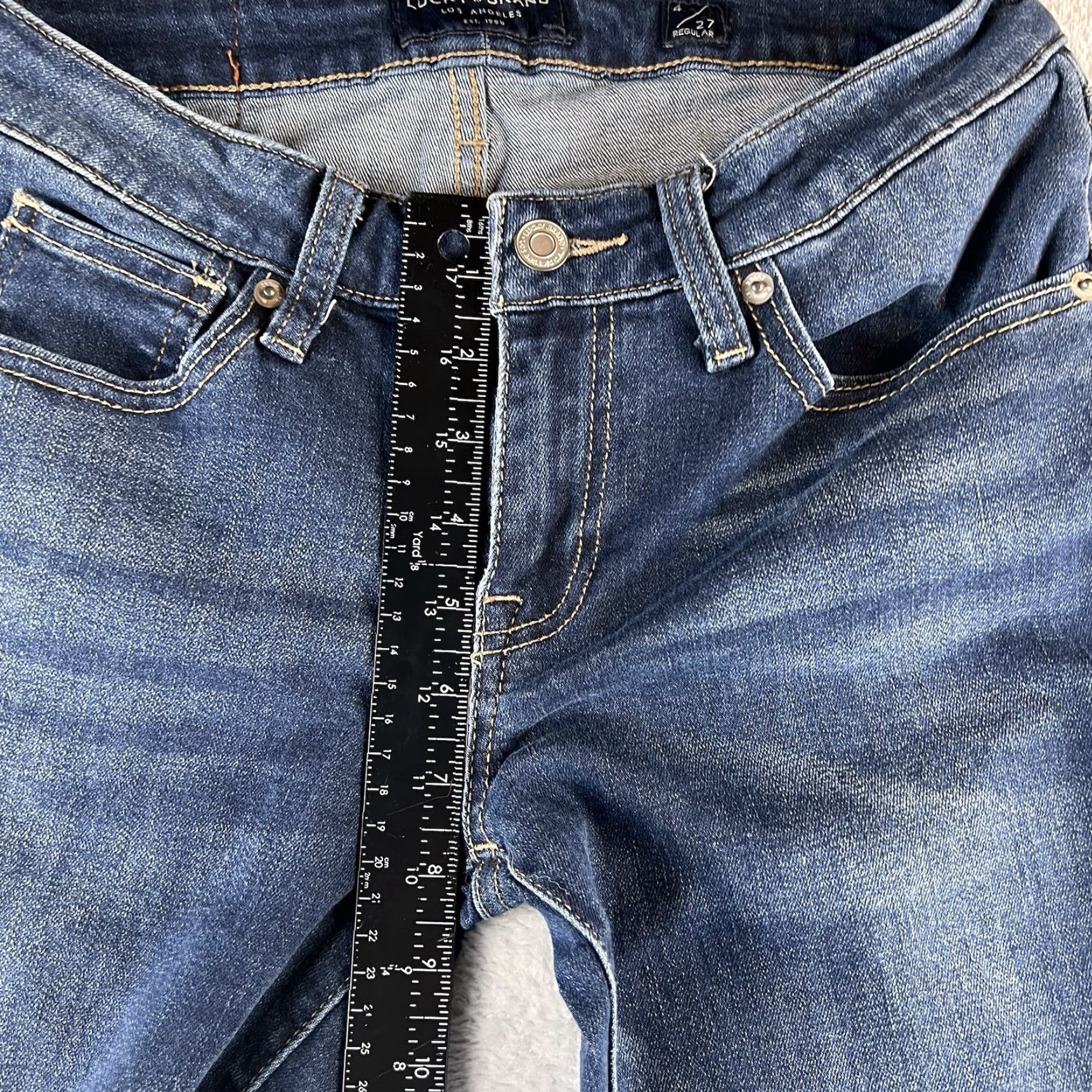 Lucky Brand Lucky Brand Lolita Boot Jeans Womens 4/27 Medium Dark Stretch Denim 5-Pocket Regular Blue Shoes? Size 27" / US 4 / IT 40 - 6 Thumbnail