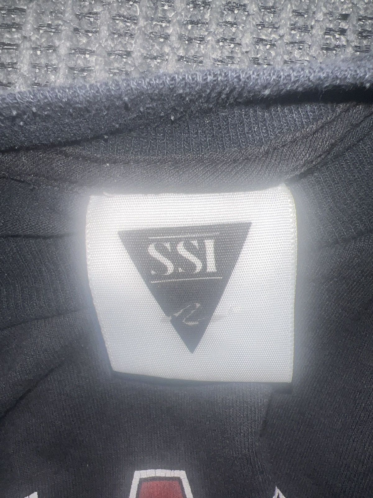 Vintage SSI Signal Artwear Heart Of Steel Tee Size US XL / EU 56 / 4 - 6 Thumbnail