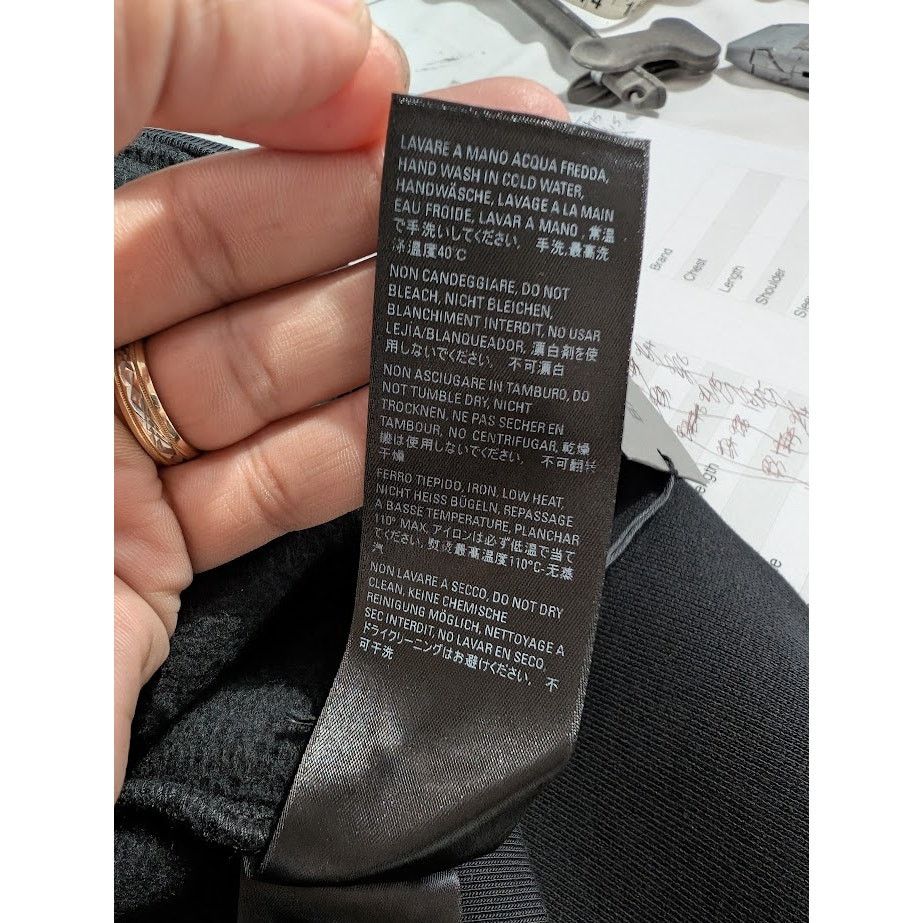 Balenciaga o1rshd1 Hoodie in Black Size US S / EU 44-46 / 1 - 18 Thumbnail