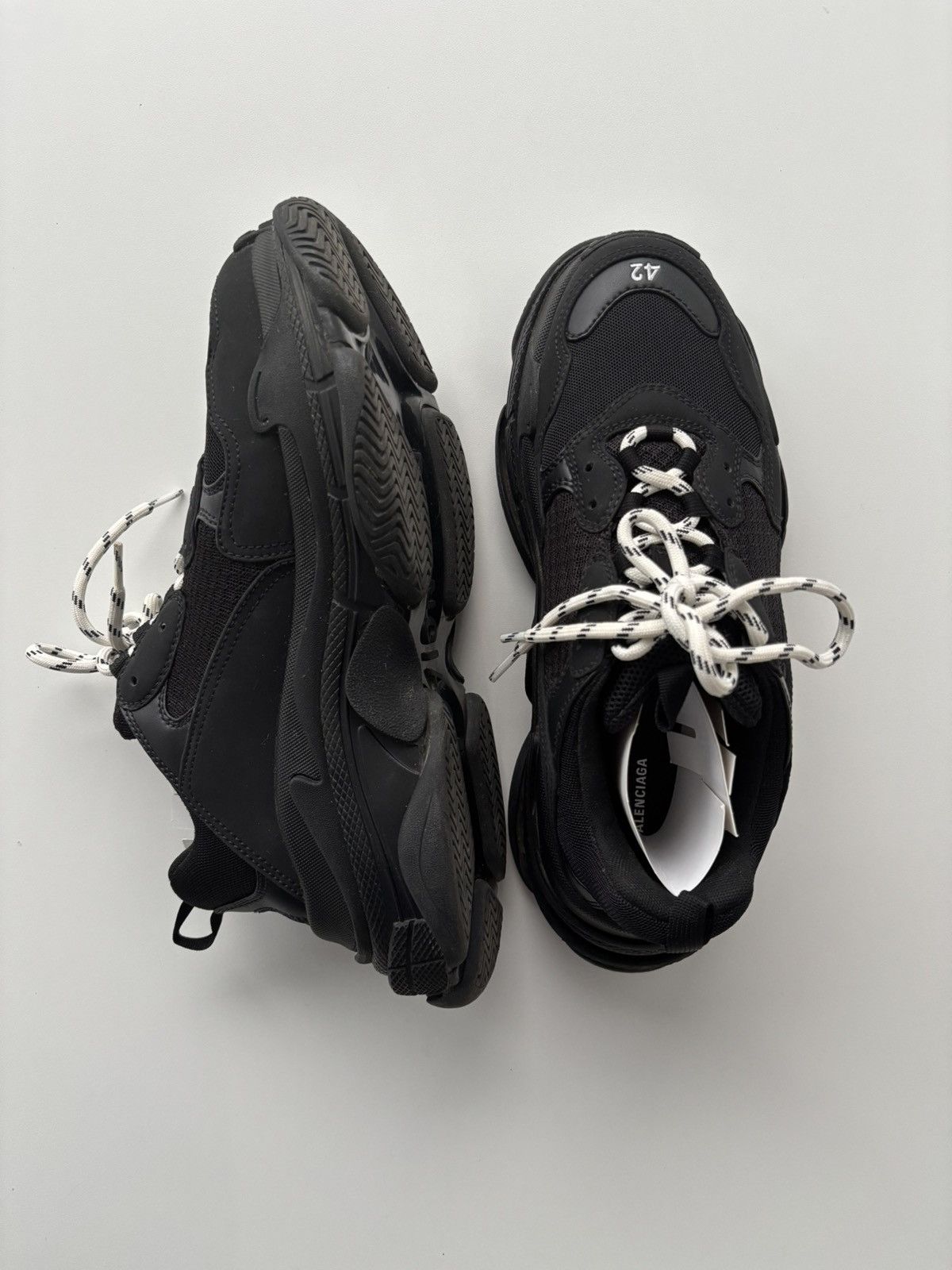 Balenciaga Balenciaga Triple S Black – Size 42 – Near Mint Condition Size US 9 / EU 42 - 11 Thumbnail