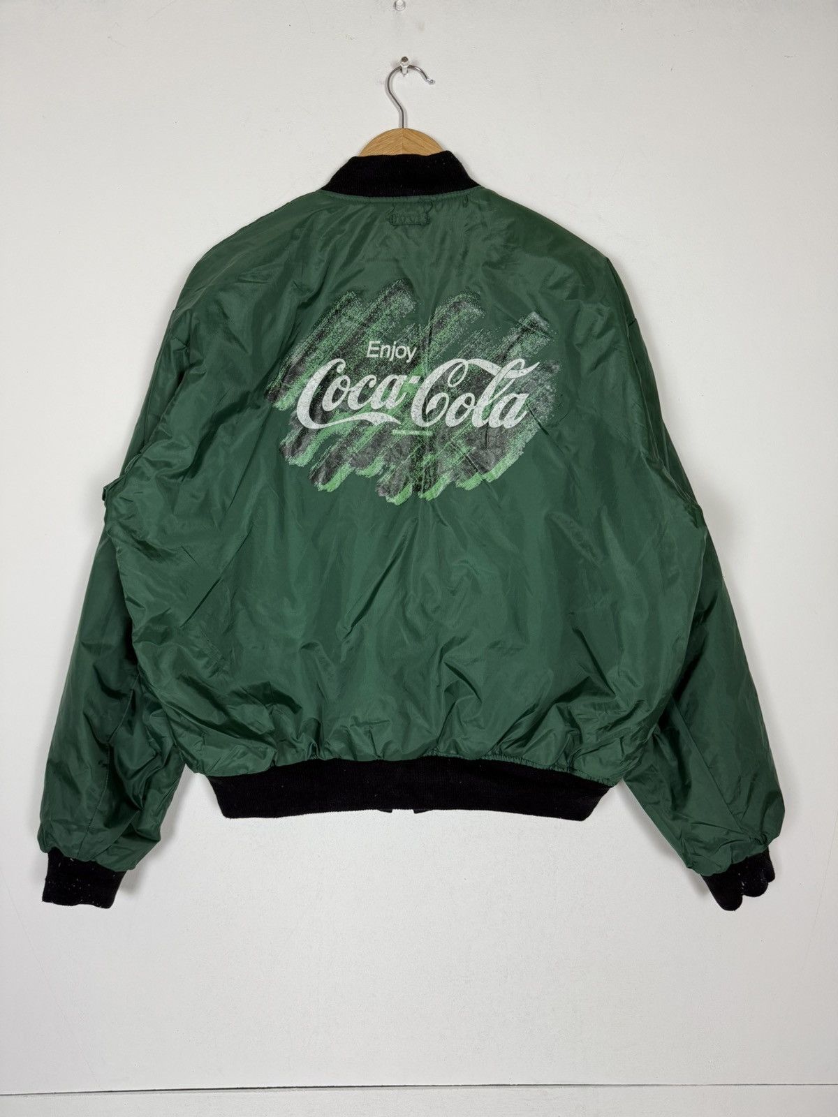 Coca Cola Coca Cola Reversible Satin Bomber Jacket Size US L / EU 52-54 / 3 - 1 Thumbnail