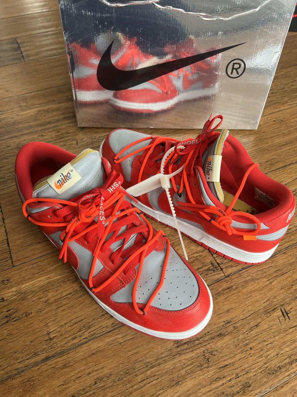Nike × Off-White Nike Off White Dunk Low University Red Size US 12 / EU 45 - 1 Thumbnail