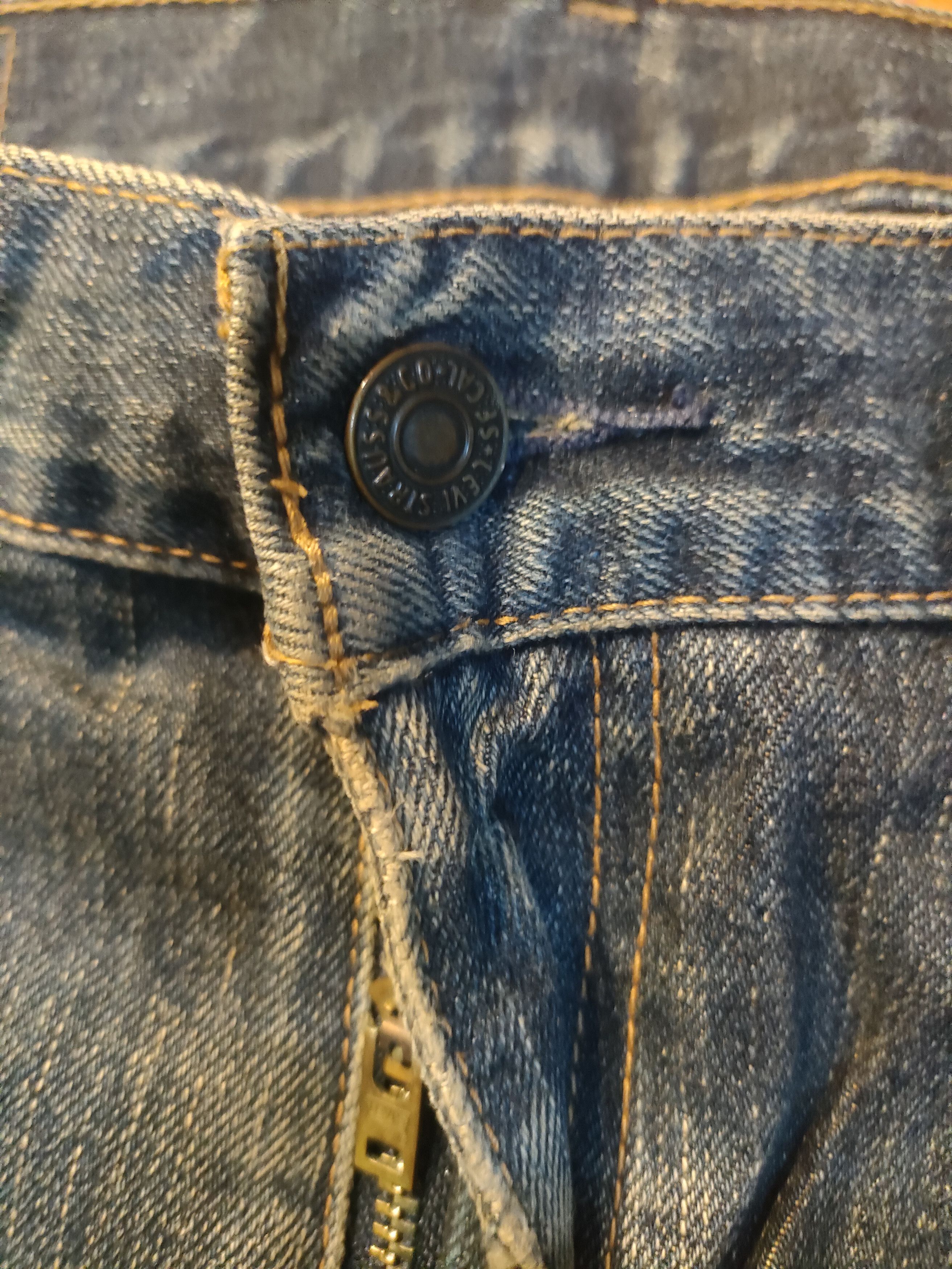 Other Distressed Levi's Jeans Size US 33 - 6 Thumbnail