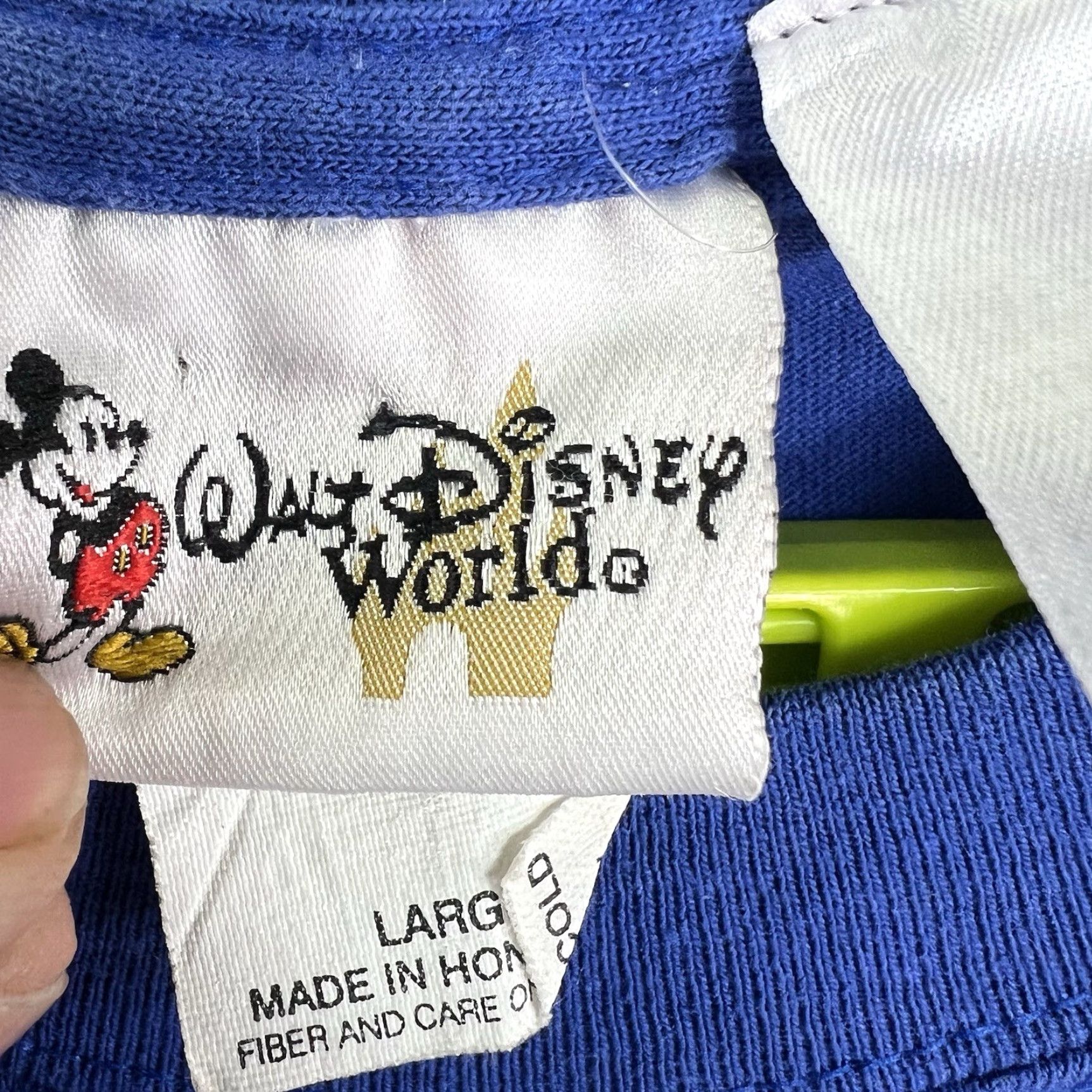 Disney VINTAGE Walt Disney World T-Shirt Blue Graphic Print Mickey Pooh Eeyore Stitch 90s USA Mens L Size US L / EU 52-54 / 3 - 5 Thumbnail