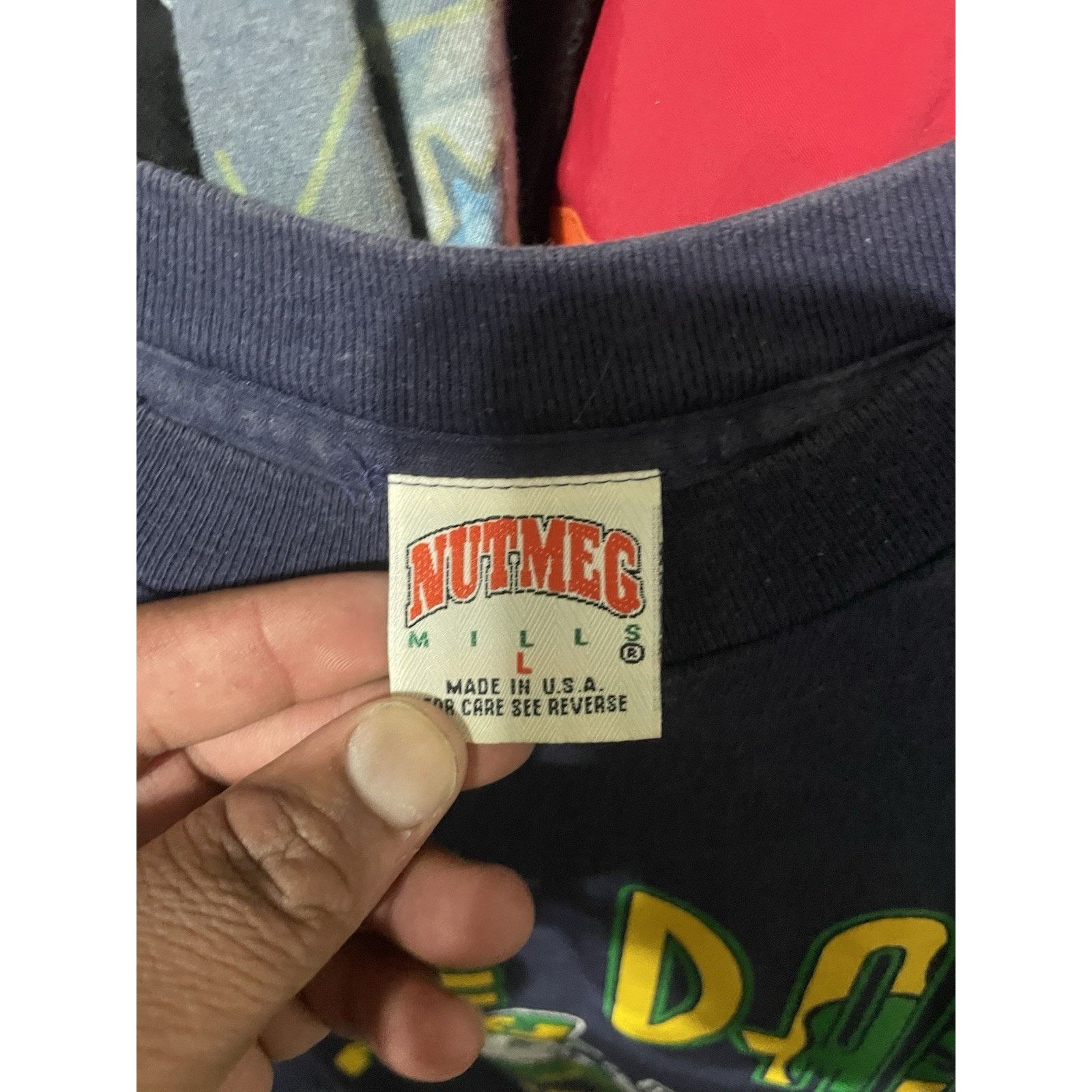 Nutmeg Size Large-VTG Nutmeg Mills Navy Single NOTRE DAME FIGHTIN' Size US L / EU 52-54 / 3 - 3 Thumbnail