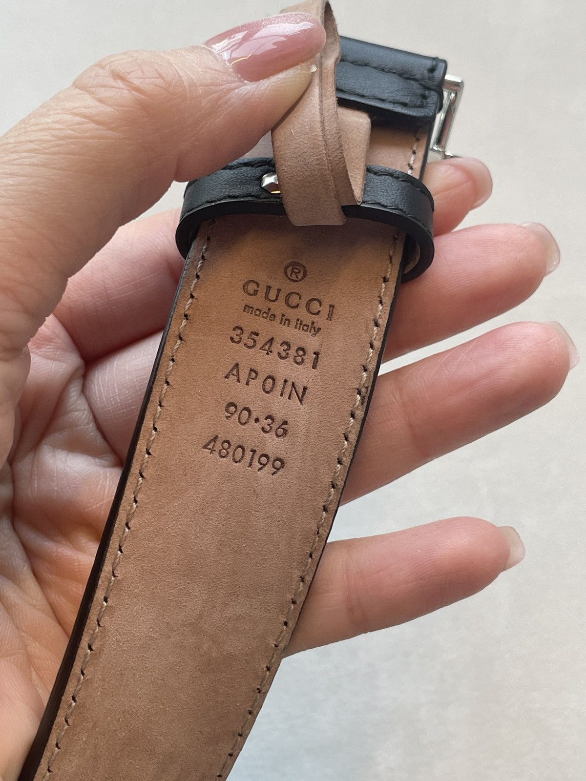 Gucci Authentic Gucci Leather Belt with Crystal Logo Buckle Size ONE SIZE - 4 Thumbnail