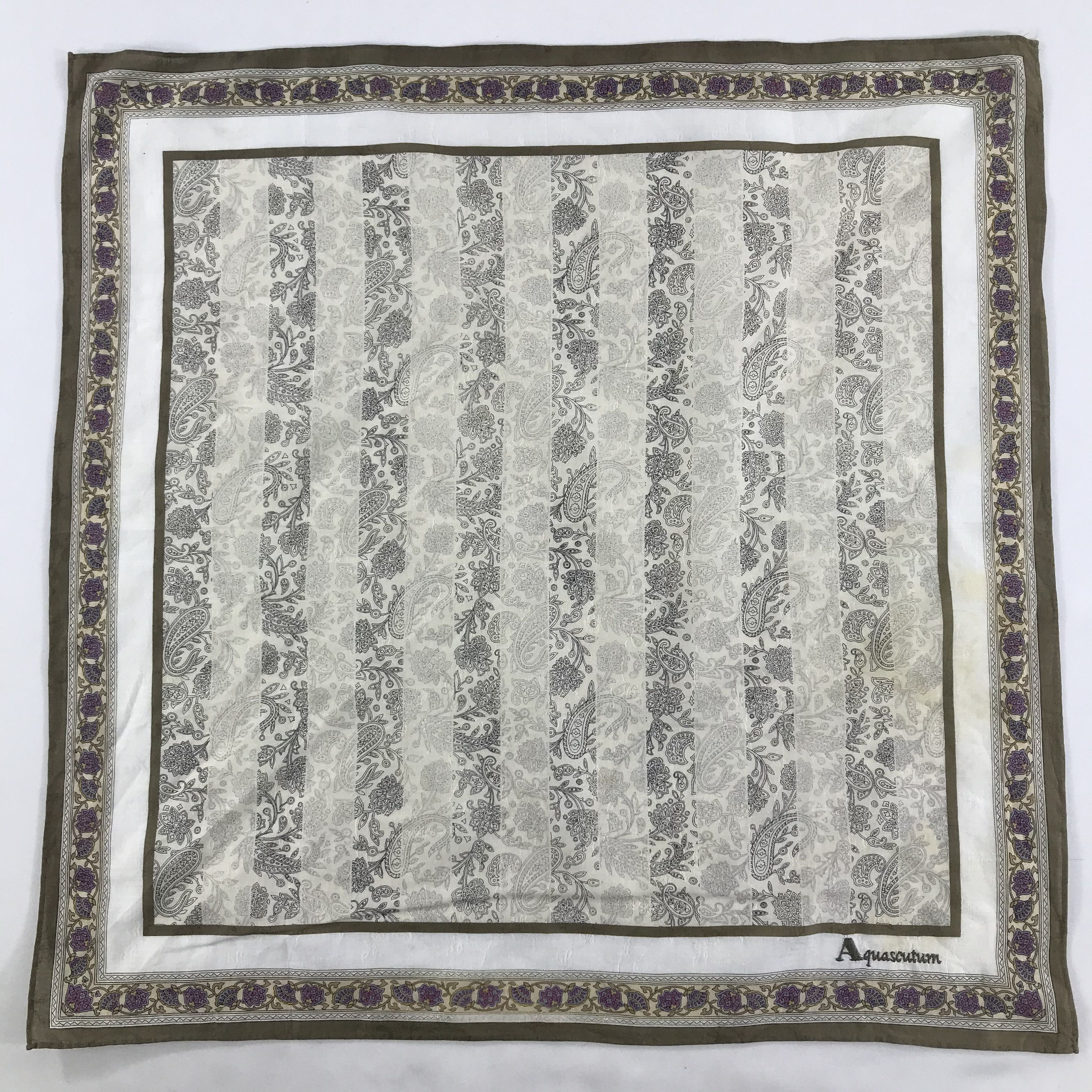 Aquascutum × Vintage Aquascutum Bandana / Handkerchief / Neckerchief - S1731 Size ONE SIZE - 1 Thumbnail