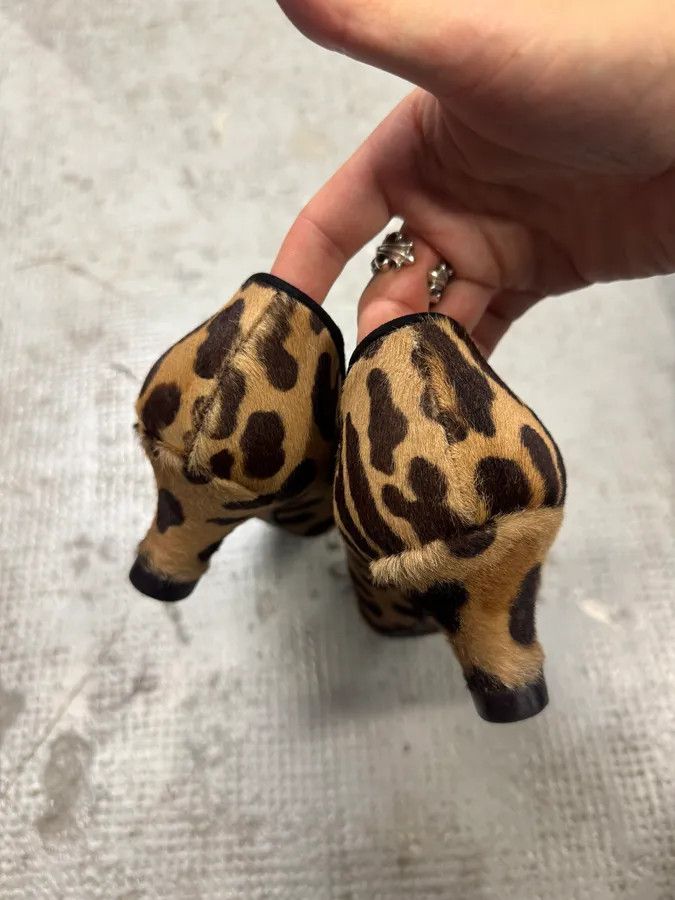 Designer × Prada × Vintage 2000s Prada Pony Hair Leopard Heels Pumps Size US 8 / IT 38 - 4 Thumbnail