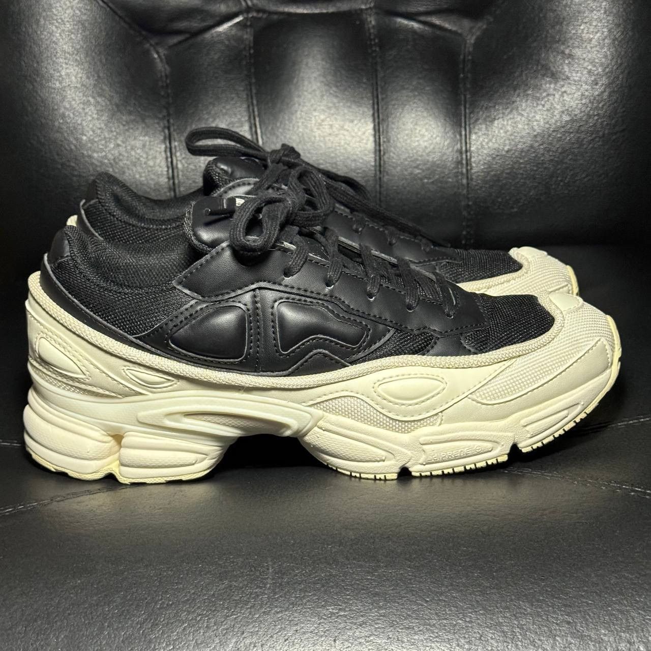 Adidas × Raf Simons Adidas Raf Simons ozweego Cream White FW18 Size US 7.5 / EU 40-41 - 1 Thumbnail
