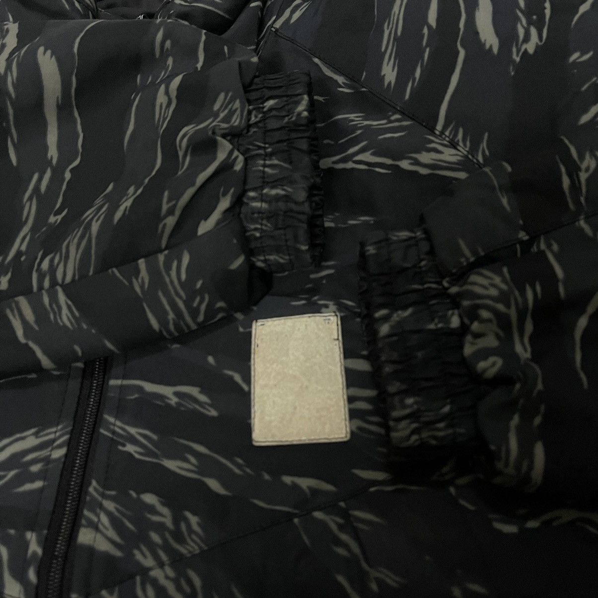 If Six Was Nine Vintage Suntory Boss Coffee Camo Jacket reversible Size US XL / EU 56 / 4 - 4 Thumbnail