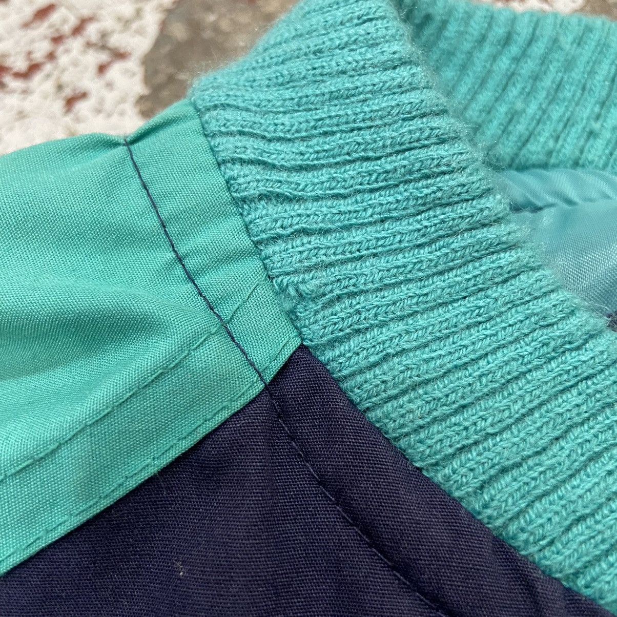 Vintage Vintage Navy Blue And Teal Zip-up Jacket Size US L / EU 52-54 / 3 - 4 Thumbnail