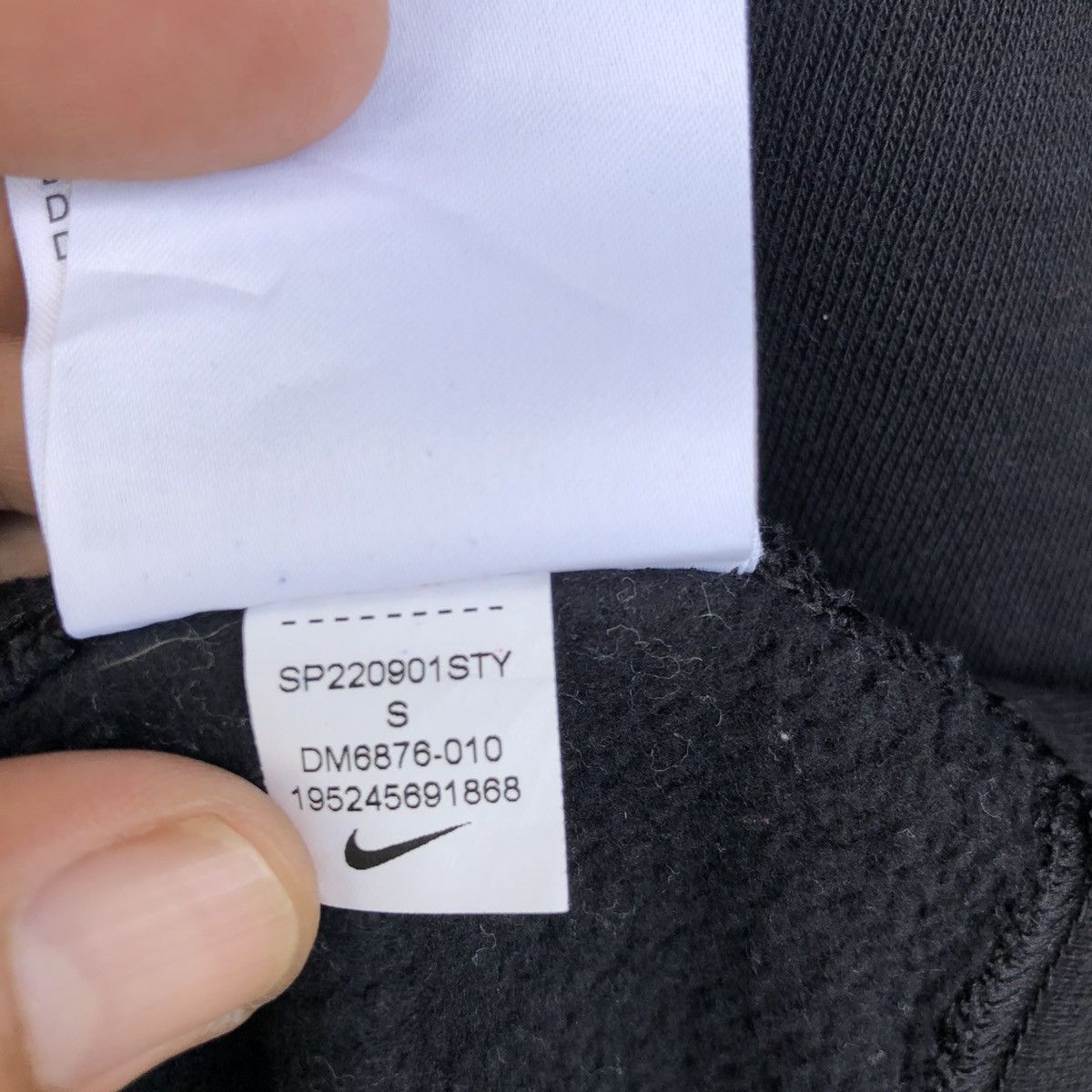 Nike Vintage Nike Sportswear Essentials Sweatshirt Size US S / EU 44-46 / 1 - 8 Thumbnail