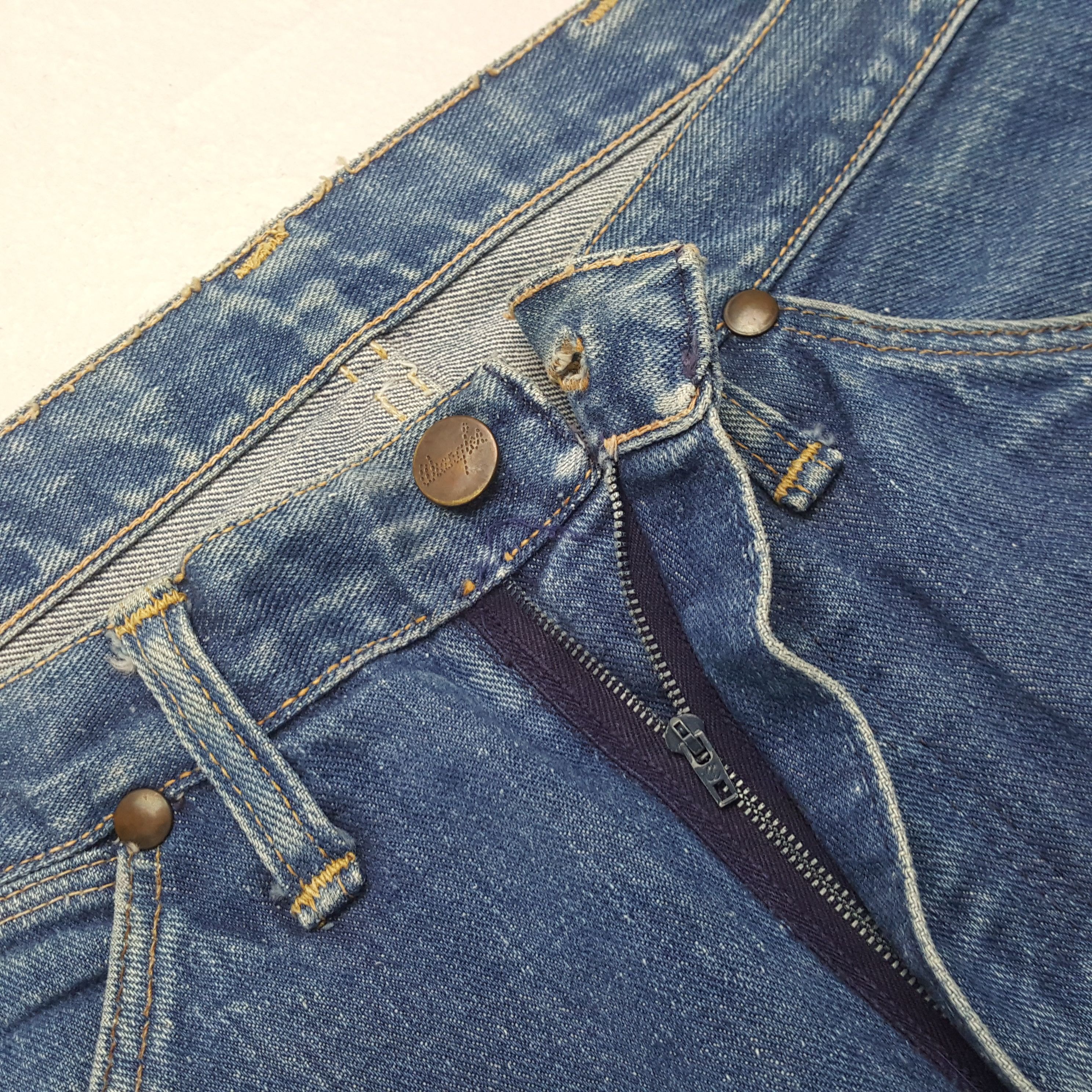 Wrangler Vintage Wrangler American Brand Denim Jeans RR17 Size US 29 - 12 Thumbnail