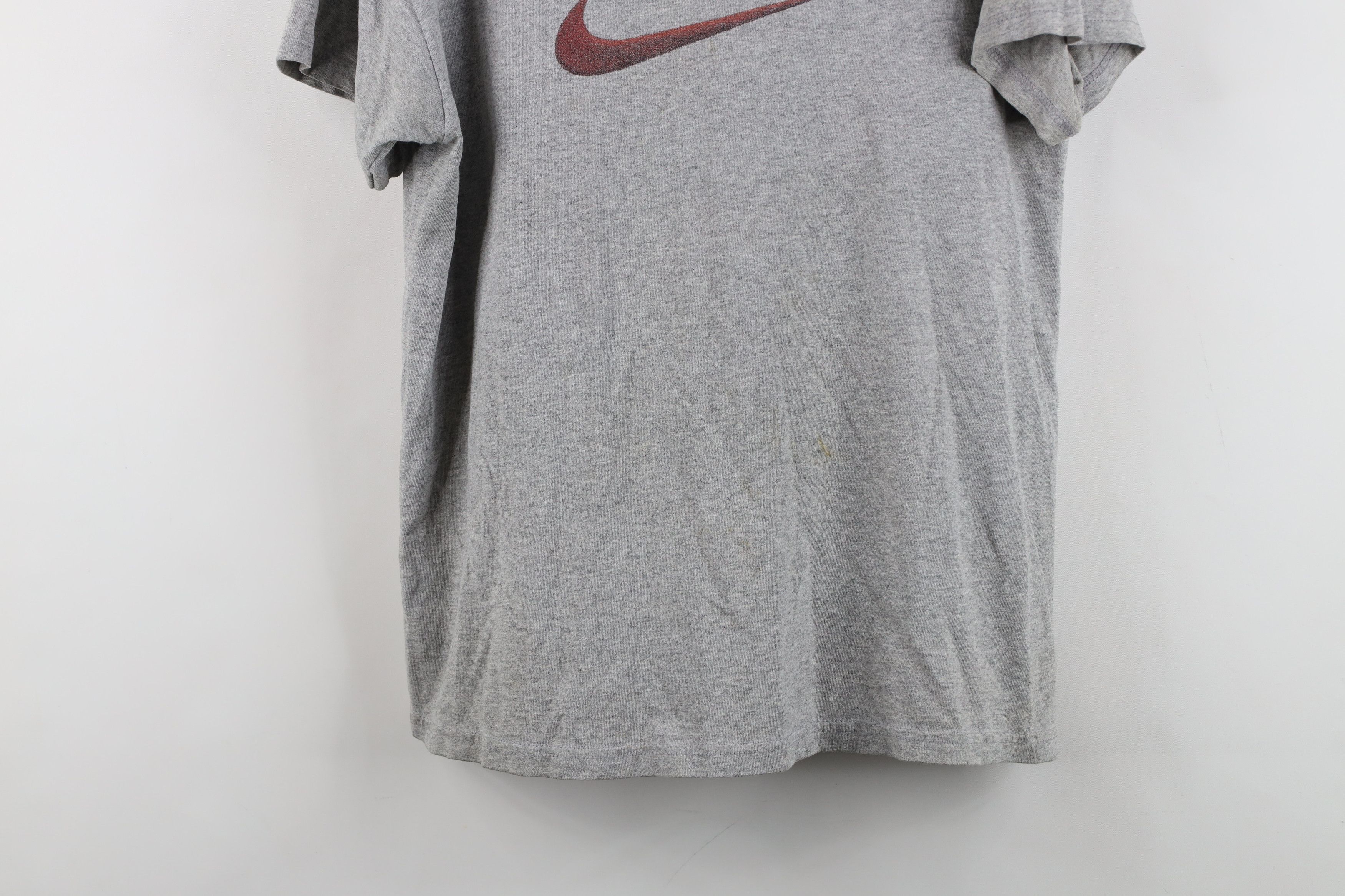 Nike Vintage 90s Nike Travis Scott Center Big Swoosh T-Shirt Size US M / EU 48-50 / 2 - 3 Thumbnail