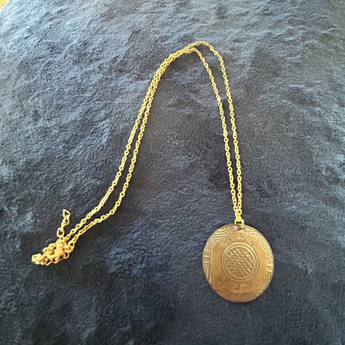 Vintage Vintage brass Egyptian revival turtle medallion necklace Size ONE SIZE - 6 Thumbnail