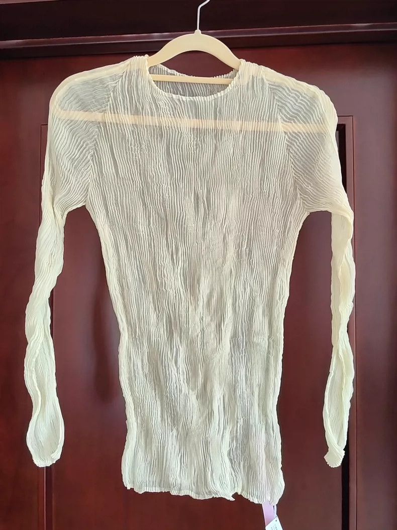 Issey Miyake Issey Miyake size:2 Petalos yellow see-through round-neck Size XS / US 0-2 / IT 36-38 - 2 Thumbnail