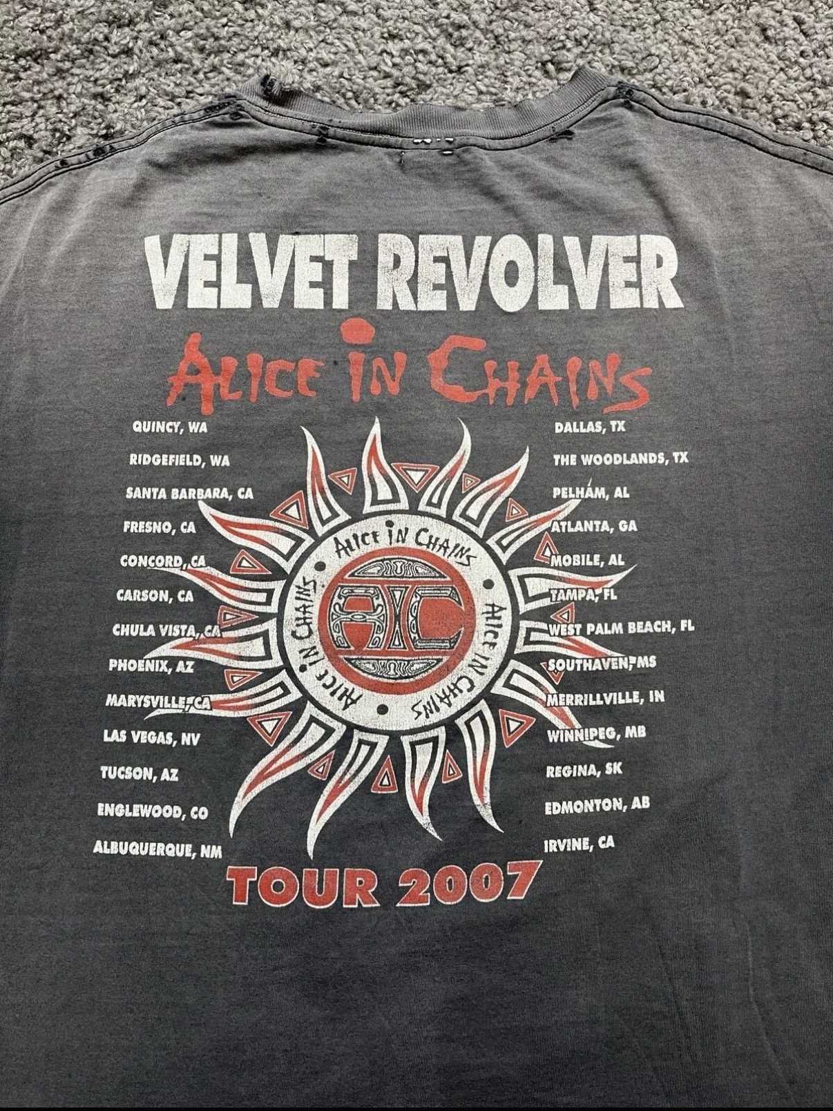 Vintage Alice in Chains Size US XL / EU 56 / 4 - 1 Thumbnail