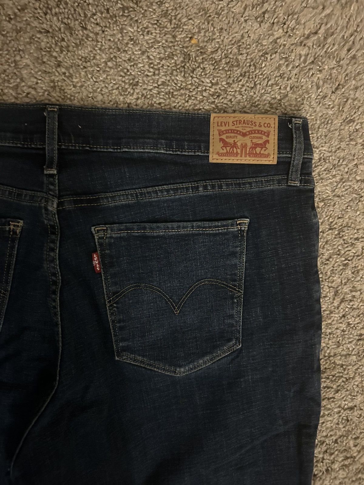 Levi's × Other Levi skinny jeans Size US 33 - 4 Thumbnail