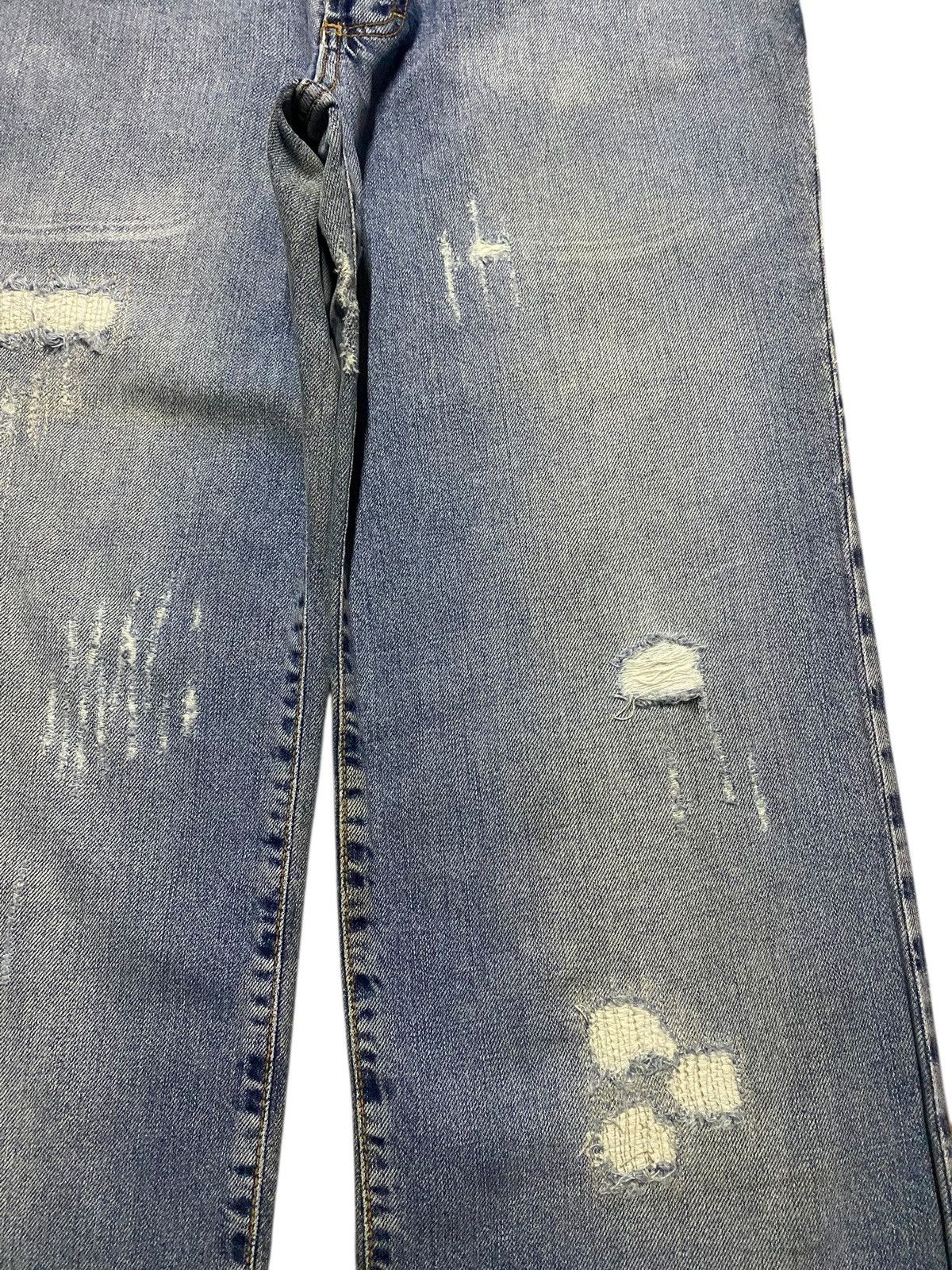 Dolce & Gabbana Vintage Dolce &. Gabbana Light Wash Distressed Enough Baggy Size US 30 / EU 46 - 8 Thumbnail