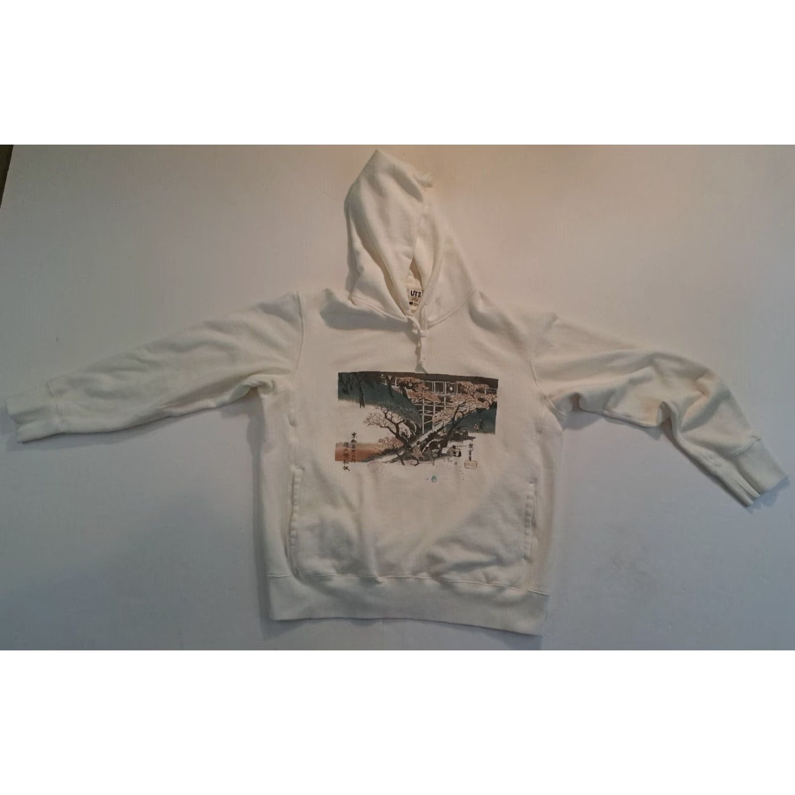Uniqlo VINTAGE Uniqlo Sweatshirt Hooded Pullover White L Men Art Museum of Fine Arts Boston UT Univeristy? (Note: Original title provided) Size US L / EU 52-54 / 3 - 2 Thumbnail