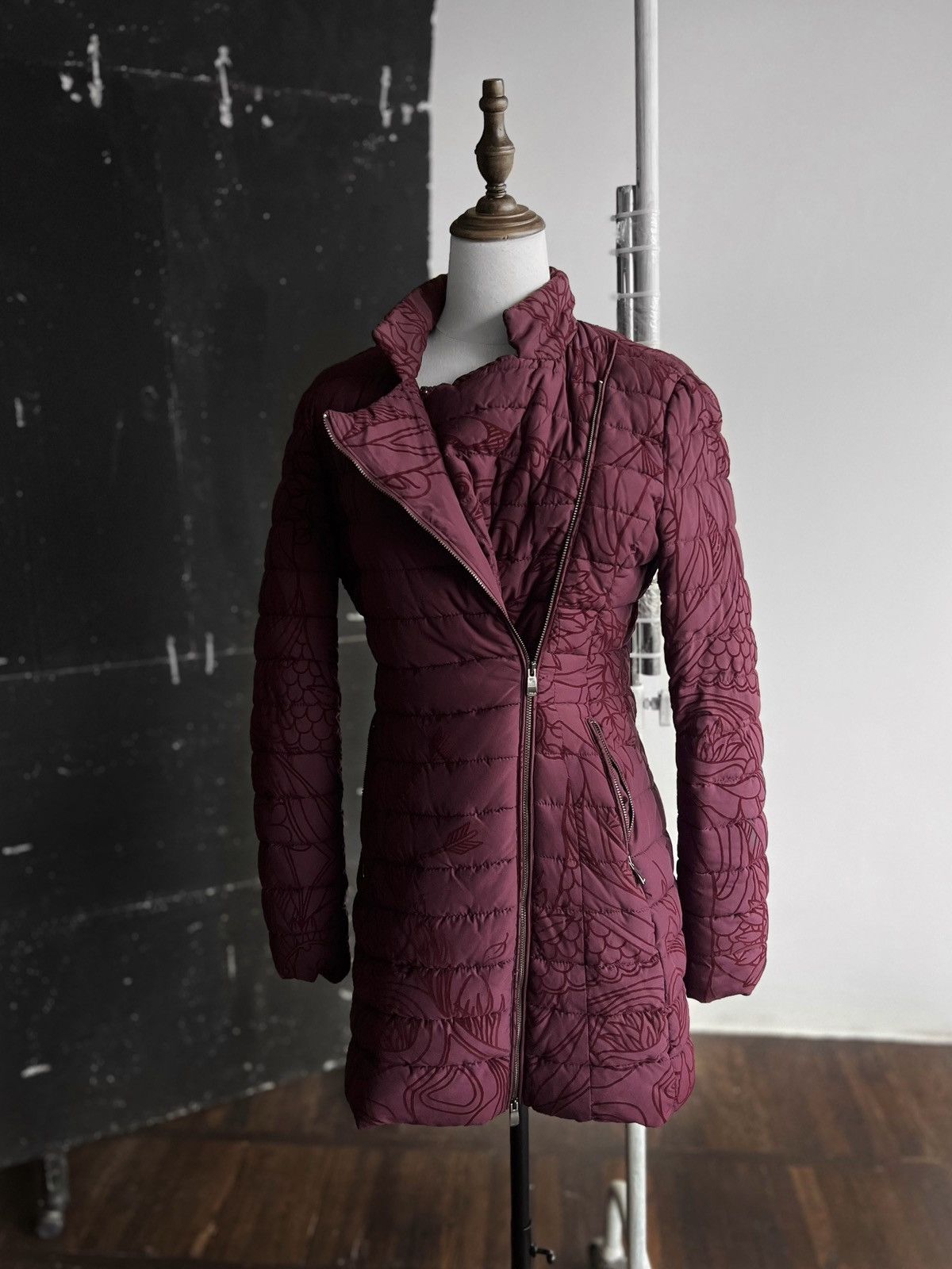 Designer × Desigual Desigual Womens Osamim Padded Long Jacket Full Zip RRP $183 Size S / US 4 / IT 40 - 5 Thumbnail