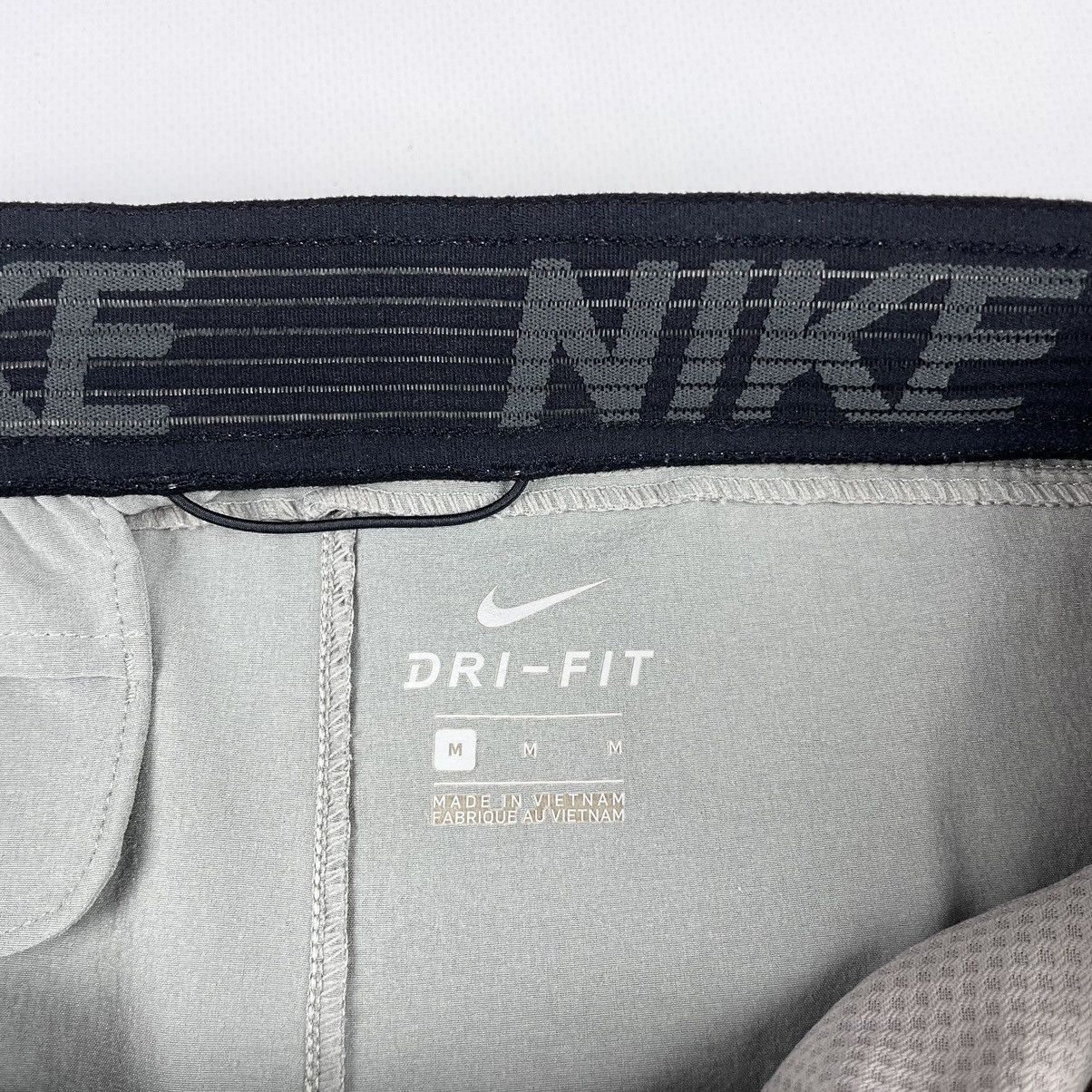 Nike Nike dri-fit Shorts Size US 32 / EU 48 - 8 Thumbnail