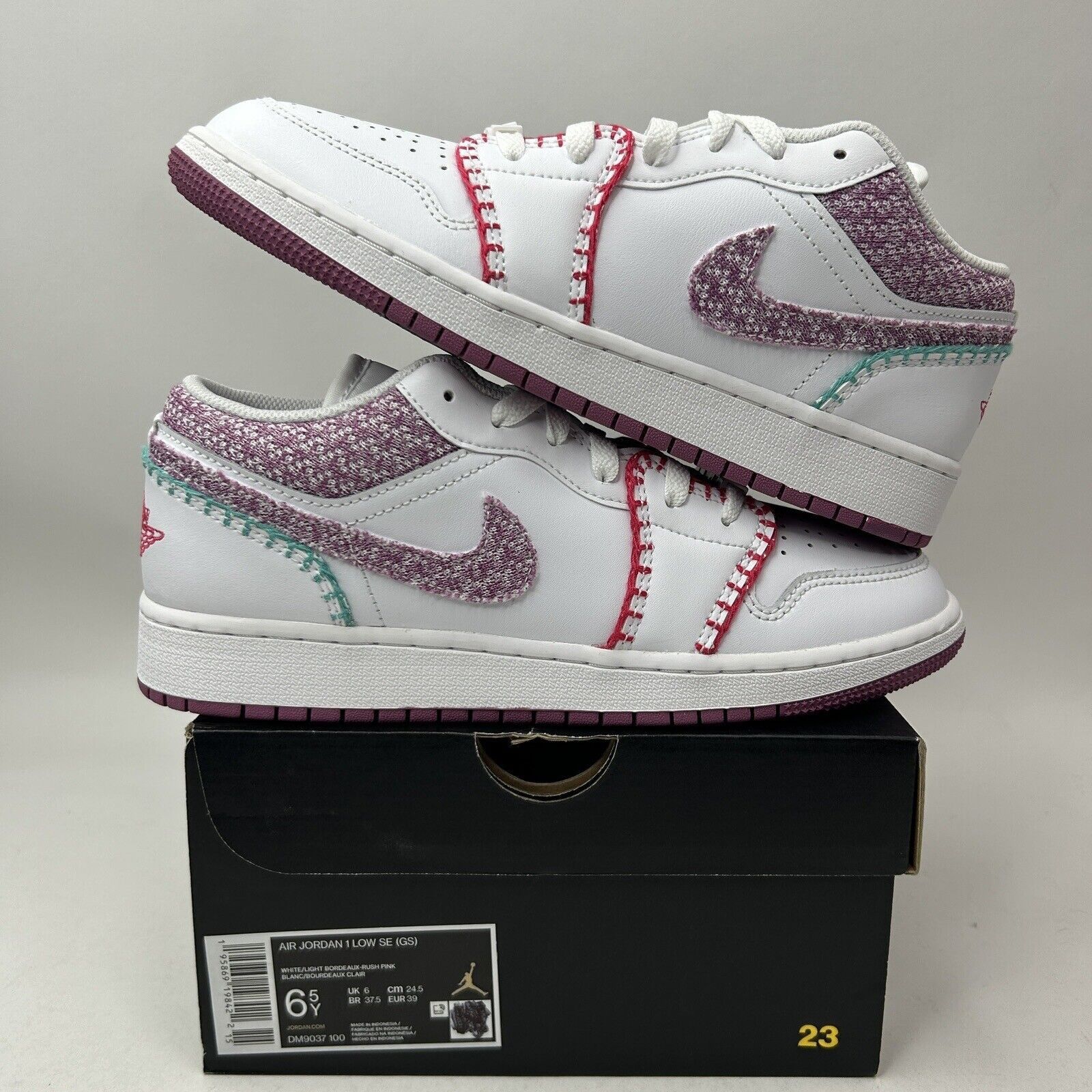 Jordan Brand Nike Air Jordan 1 Retro Low GS SE “Knit/Light Bordeaux” 2023 Size US 8 / IT 38 - 1 Thumbnail