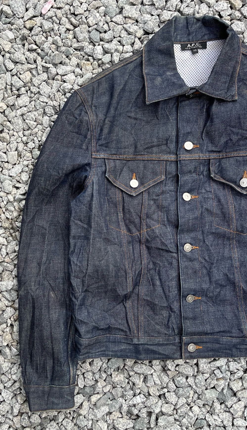 A.P.C. 🔥Vintage A.P.C. Japan Selvedge Denim Trucker Jacket Size US XS / EU 42 / 0 - 6 Thumbnail
